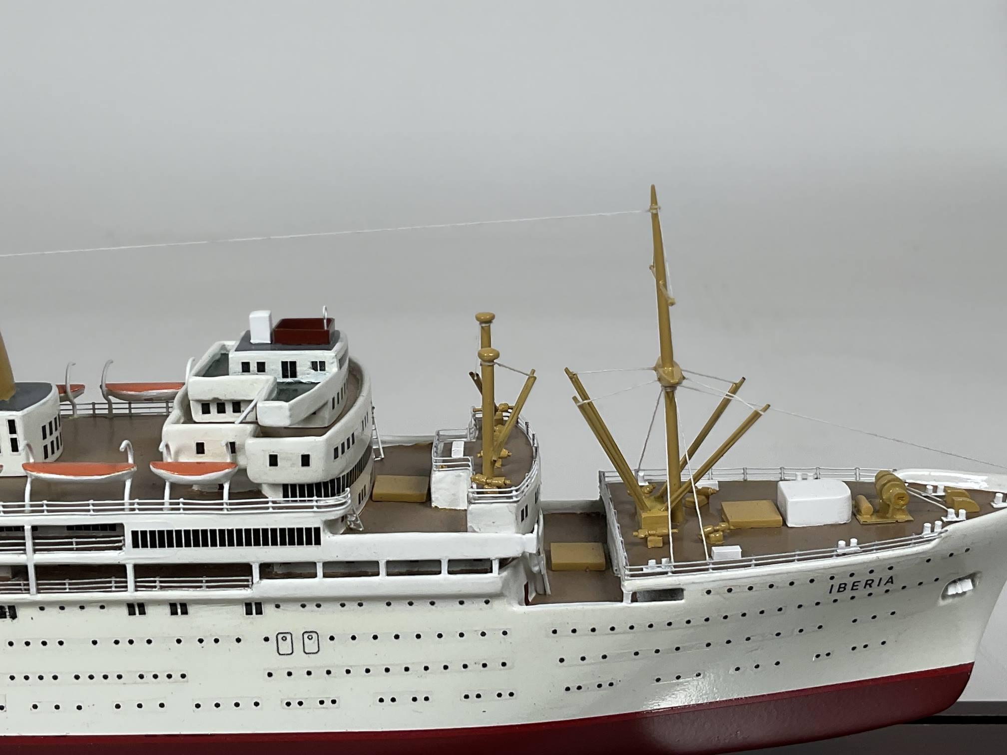 Model of the SS Steam Ship Iberia For Sale 7