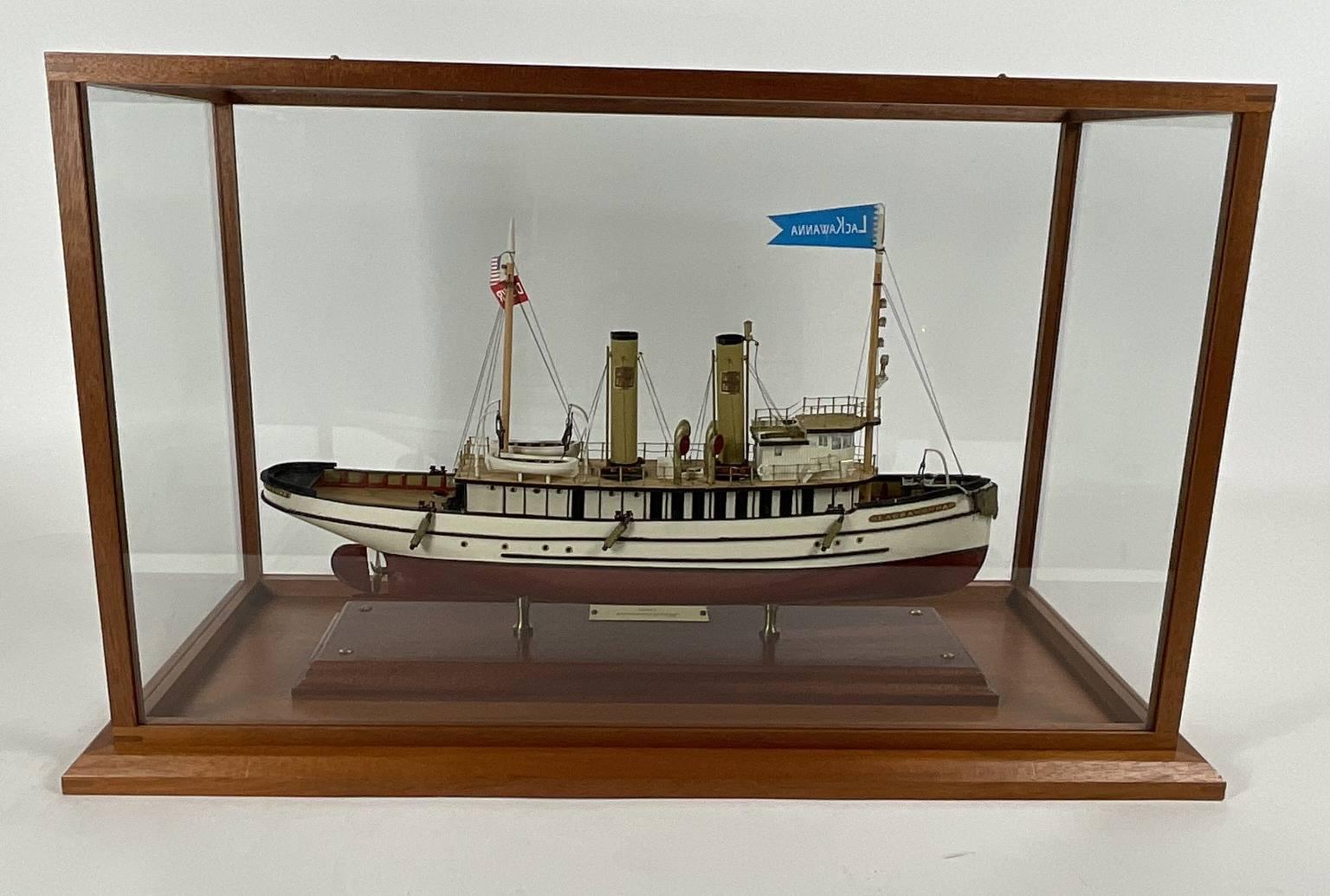 Le Lackawanna était un remorqueur à vapeur de 137 pieds appartenant à la Delaware, Lackawanna and Western Coal Company. Le modèle complet de la coque se trouve dans une vitrine de 9
