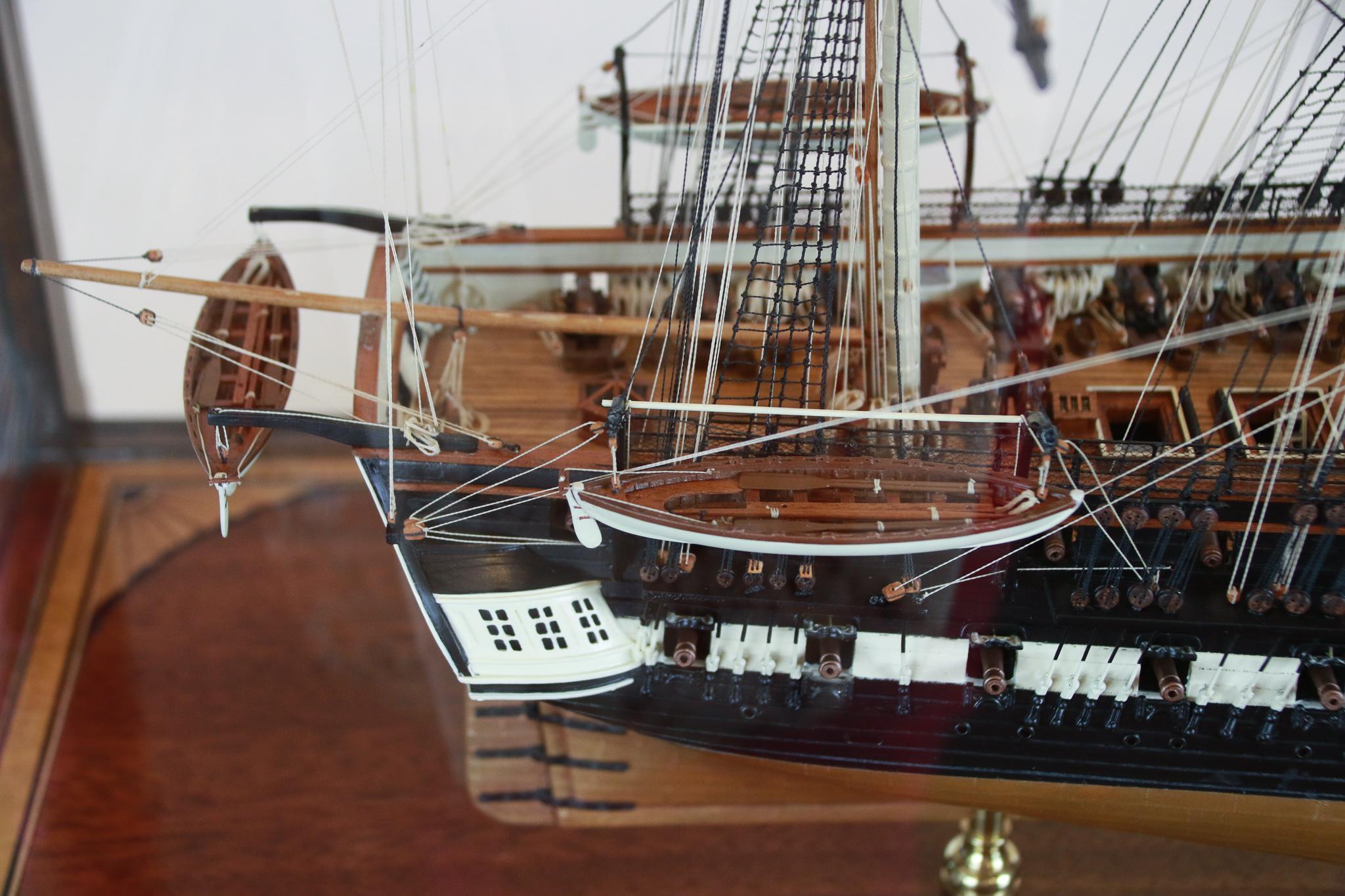 Model of the USS Constitution Old Ironsides In Excellent Condition For Sale In Norwell, MA