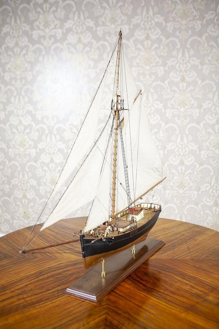 Modell einer Yacht aus dem frühen 20. Jahrhundert (Niederländisch) im Angebot