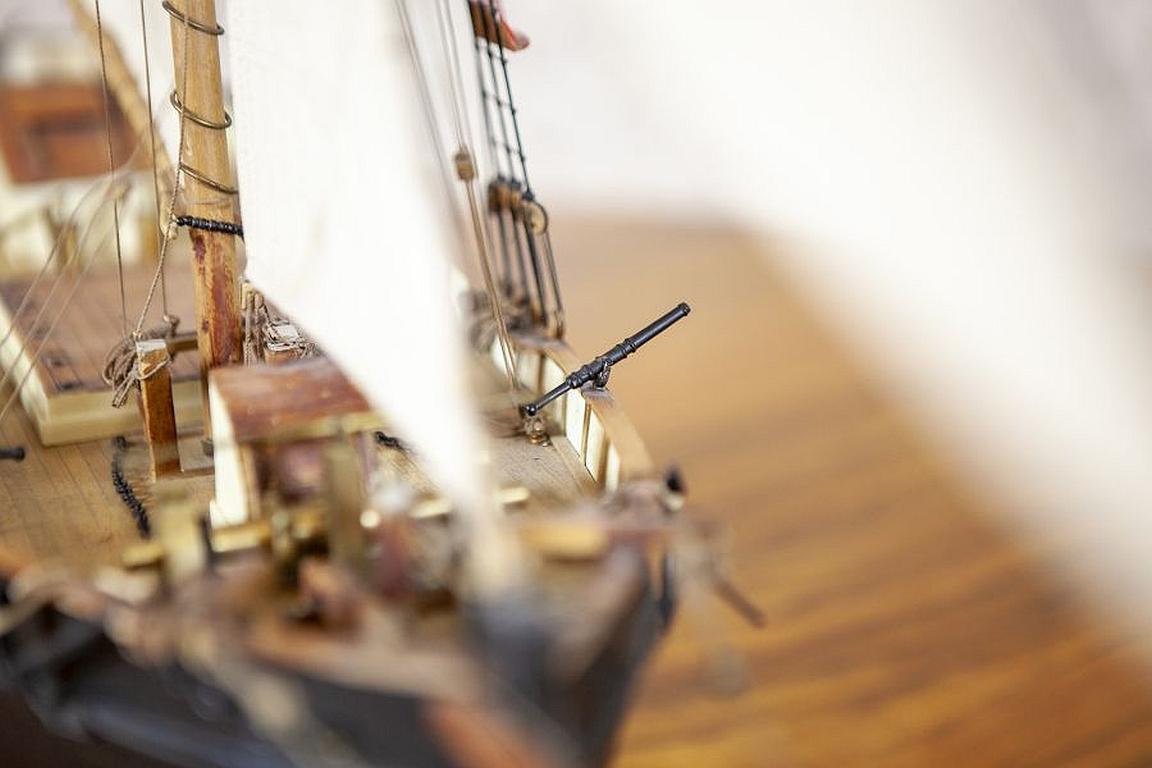 Model of Yacht From the Early 20th Century For Sale 2