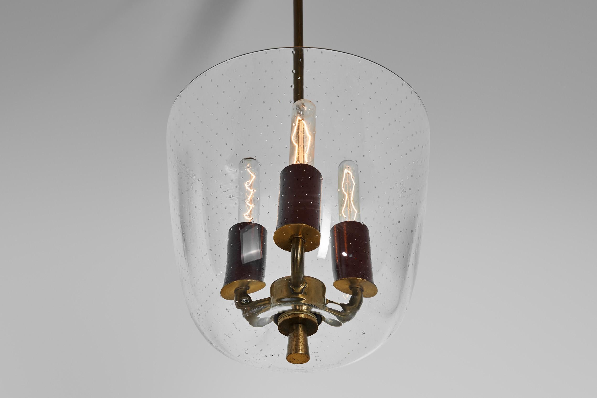 Lampada da soffitto in ottone e vetro modello 