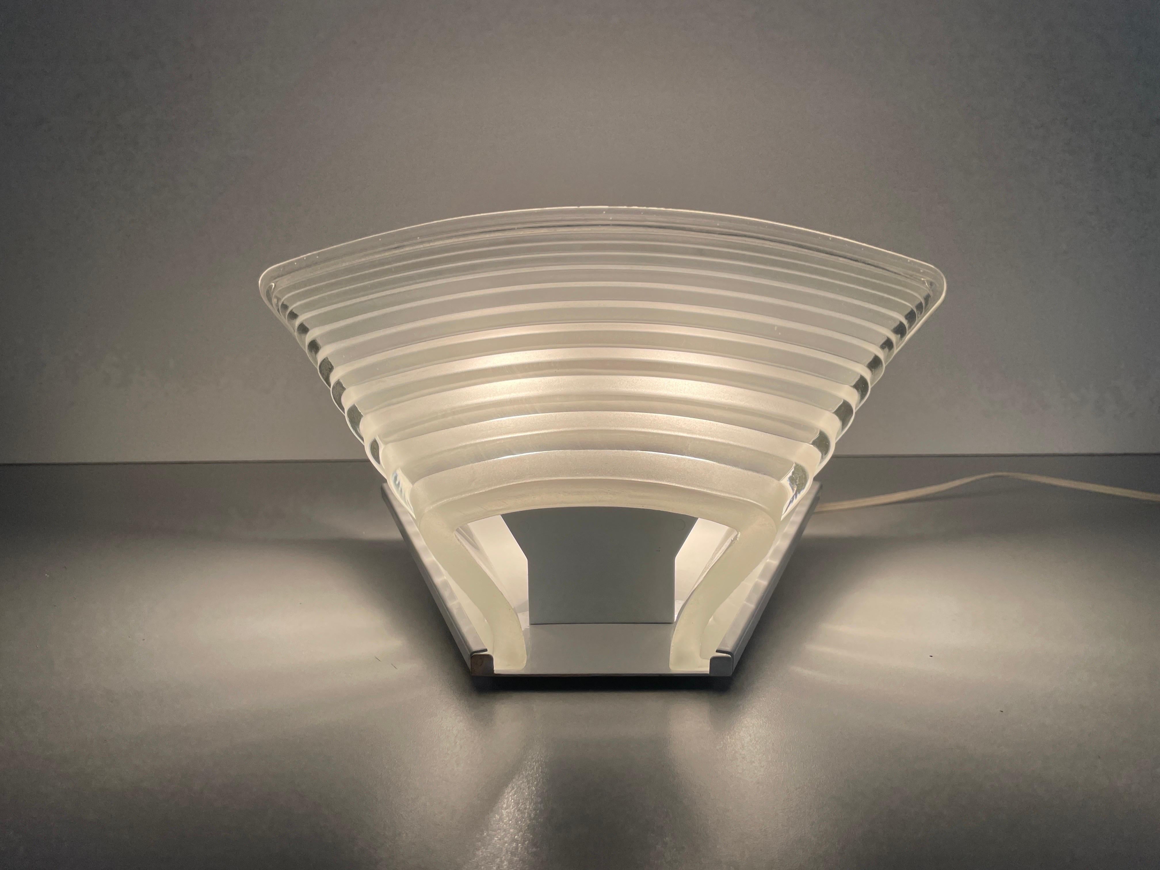 Applique singola Model Pergamo 38 di Angelo Mangiarotti per Artemide, anni '80, Italia in vendita 3
