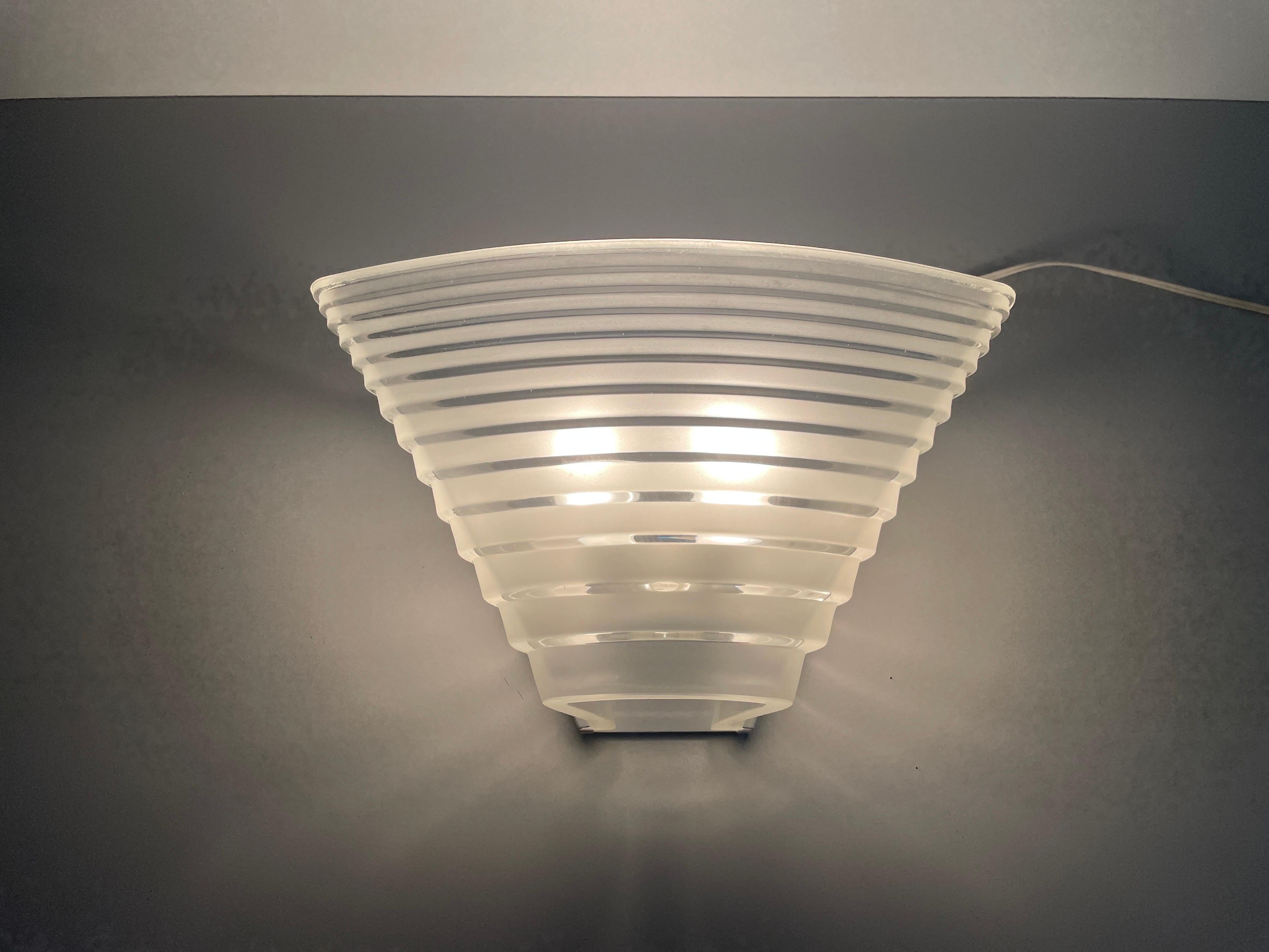 Applique singola Model Pergamo 38 di Angelo Mangiarotti per Artemide, anni '80, Italia in vendita 5