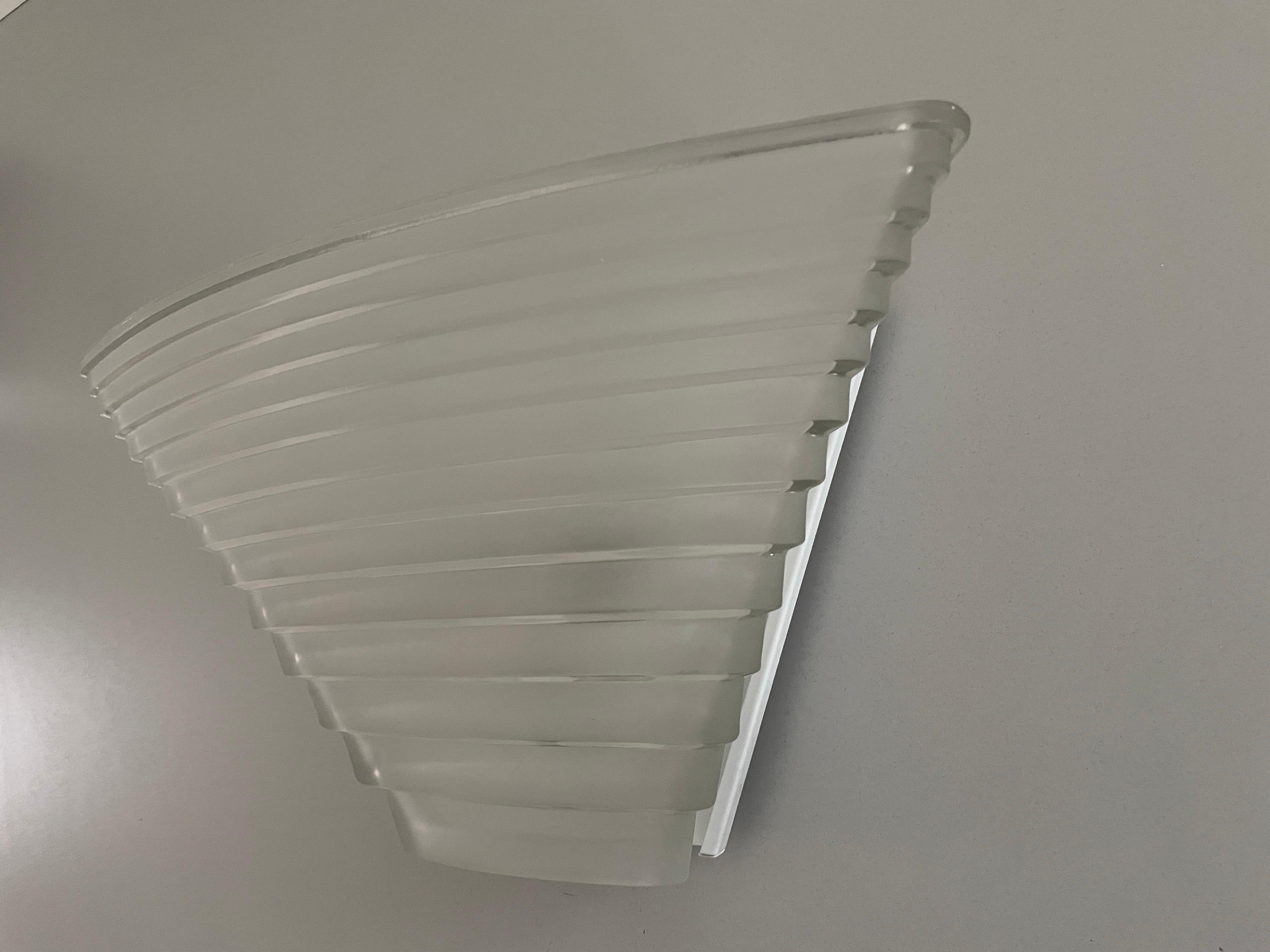 Applique singola Model Pergamo 38 di Angelo Mangiarotti per Artemide, anni '80, Italia in vendita 1