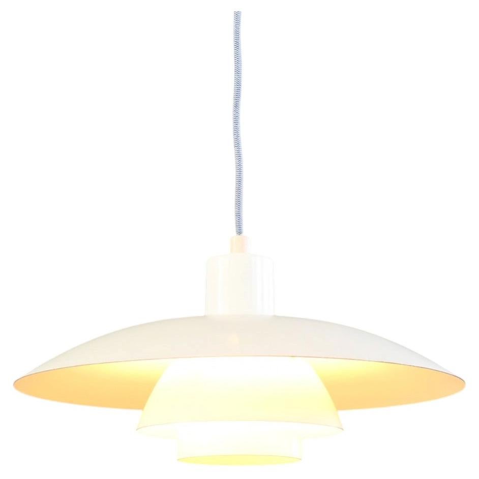 Lampada a sospensione modello PH4 di Louis Poulsen, anni '60 CIRCA