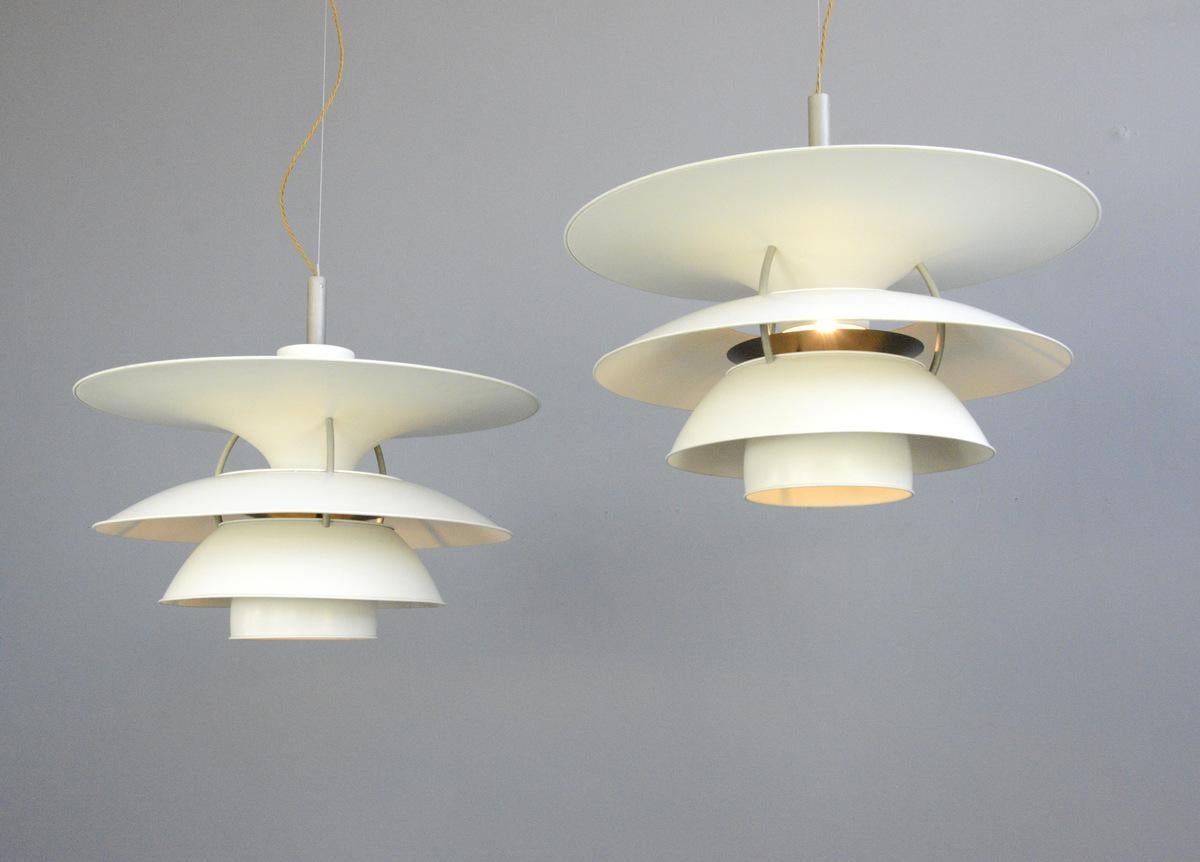 Model PH6 pendant light by Louis Poulson circa 1960s

- Price is per light (2 available)
- Comes with 100cm of cable
- Takes E27 fitting bulbs
- Made from aluminium
- Designed by Poul Henningsen
- Made by Louis Poulson
- Model PH6
-
