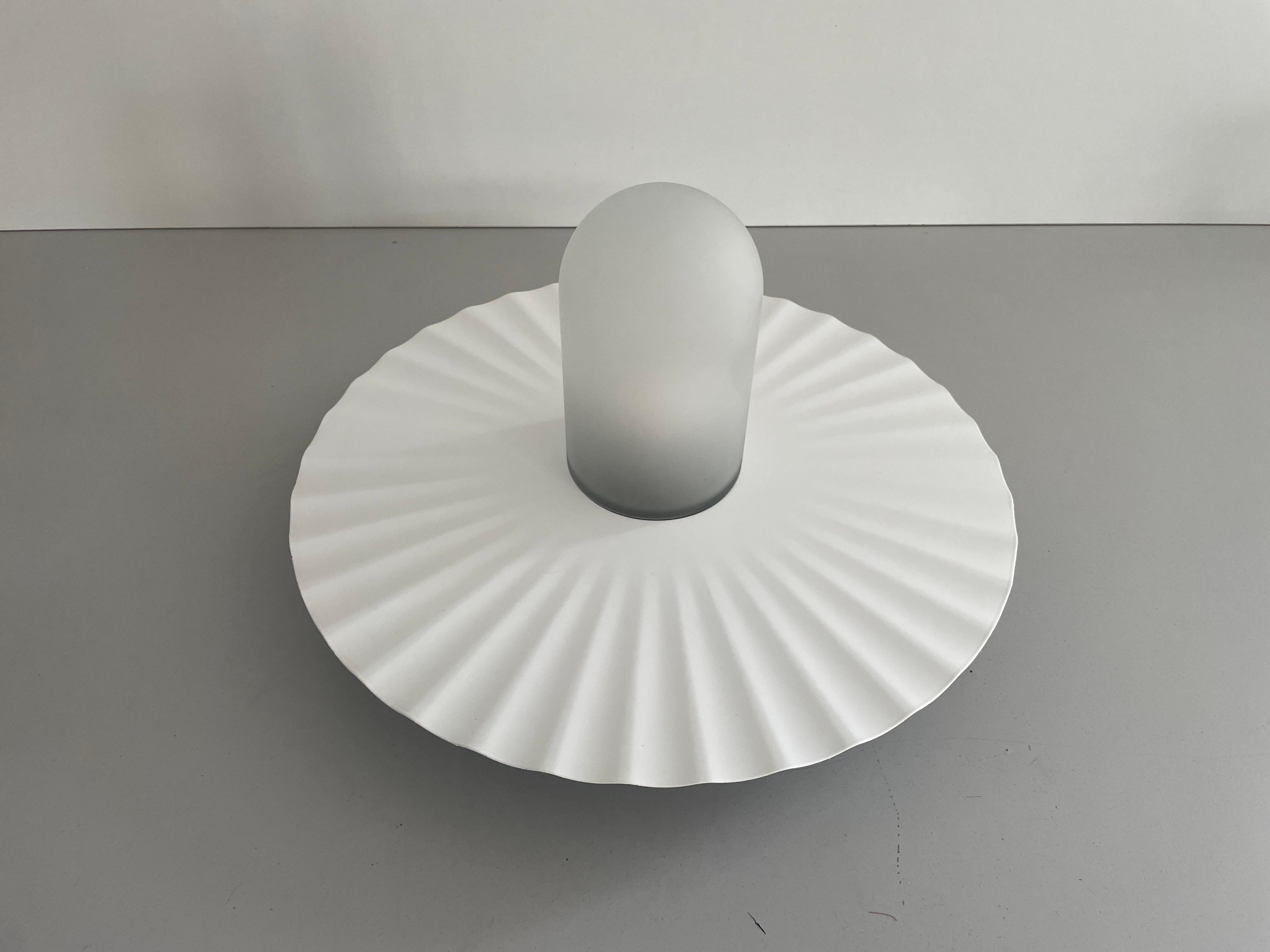 Model Plisse' Flush Mount Light by Achille Castiglioni for Flos, 1970s, Italy In Excellent Condition For Sale In Hagenbach, DE