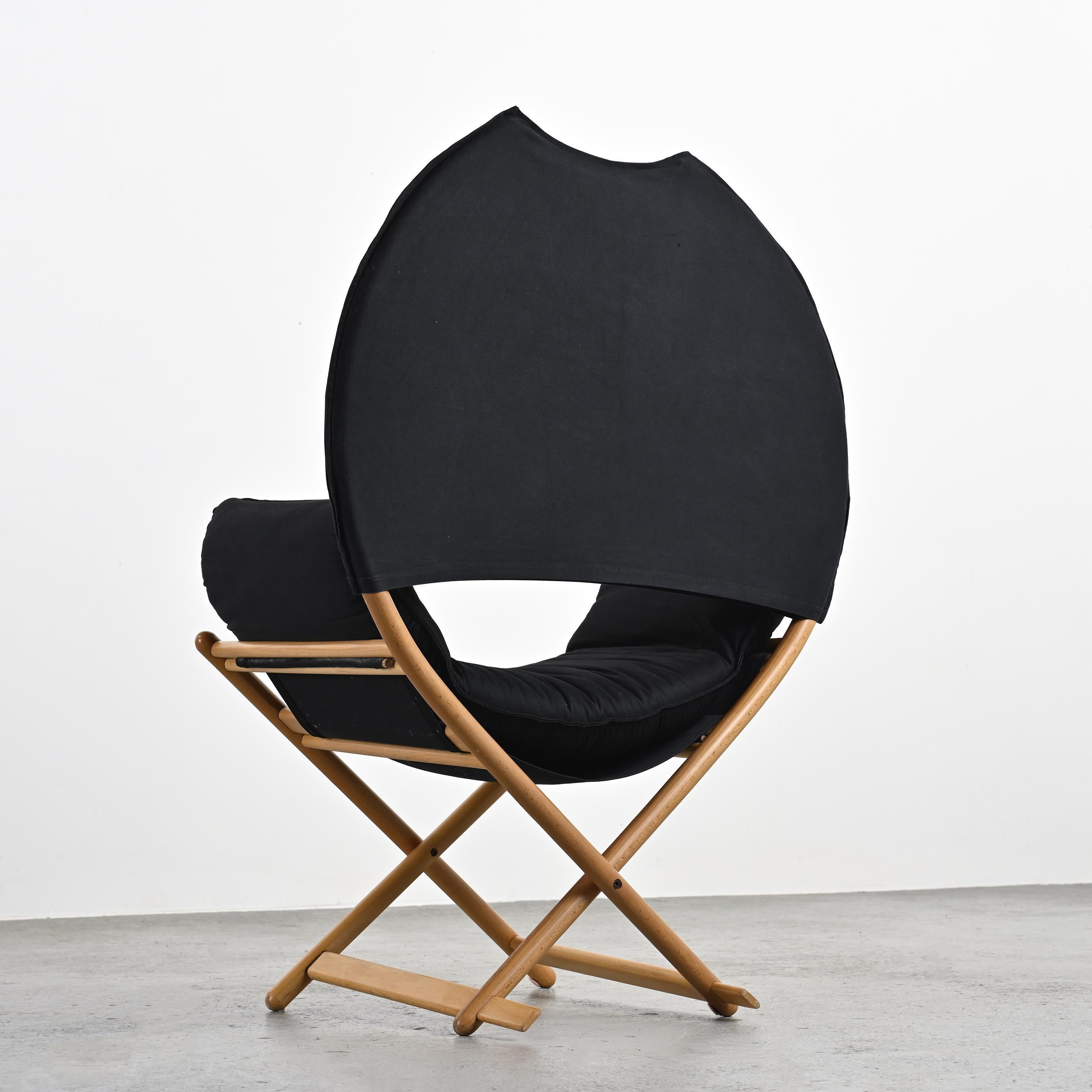 Model Regina of Africa Armchair by Vico Magistretti, ca. 1979 In Good Condition For Sale In VILLEURBANNE, FR