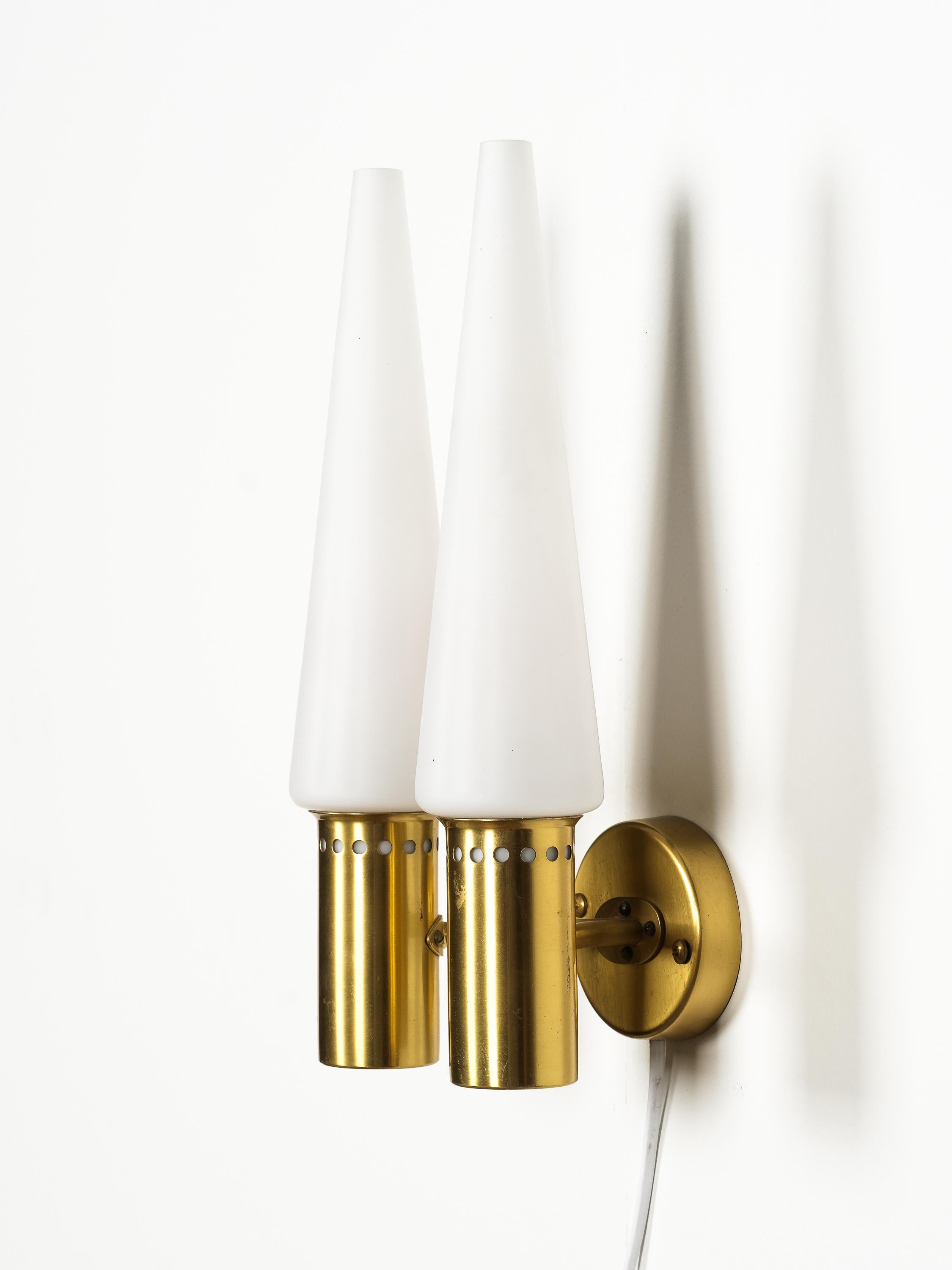 Scandinave moderne Applique modèle S-1987/2 par Hans-Agne Jakobsson, Suède, années 1950 en vente
