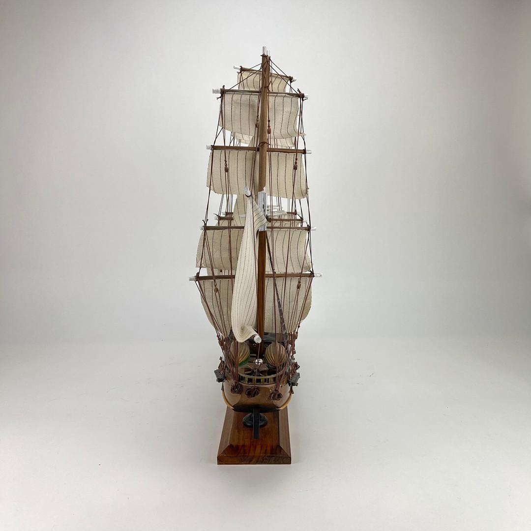 Art déco MODEL SHIP, Fragata Siglo XVIII, grand navire décoratif anglais ancien fait à la main en vente