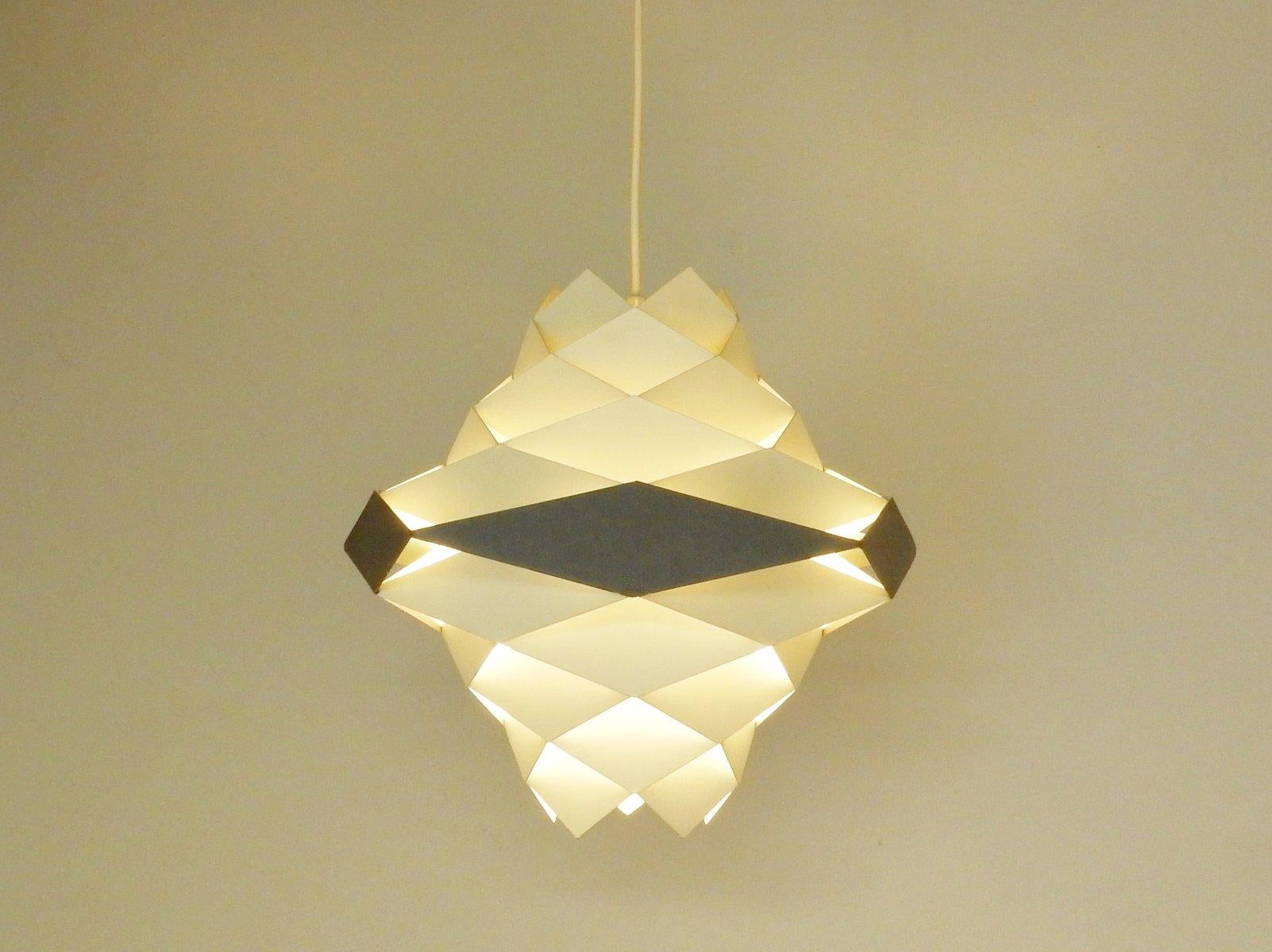 Laccato Lampada a sospensione Model 'Symfoni' di Preben Dal per Hans Følsgaard, Danimarca, anni '60 in vendita