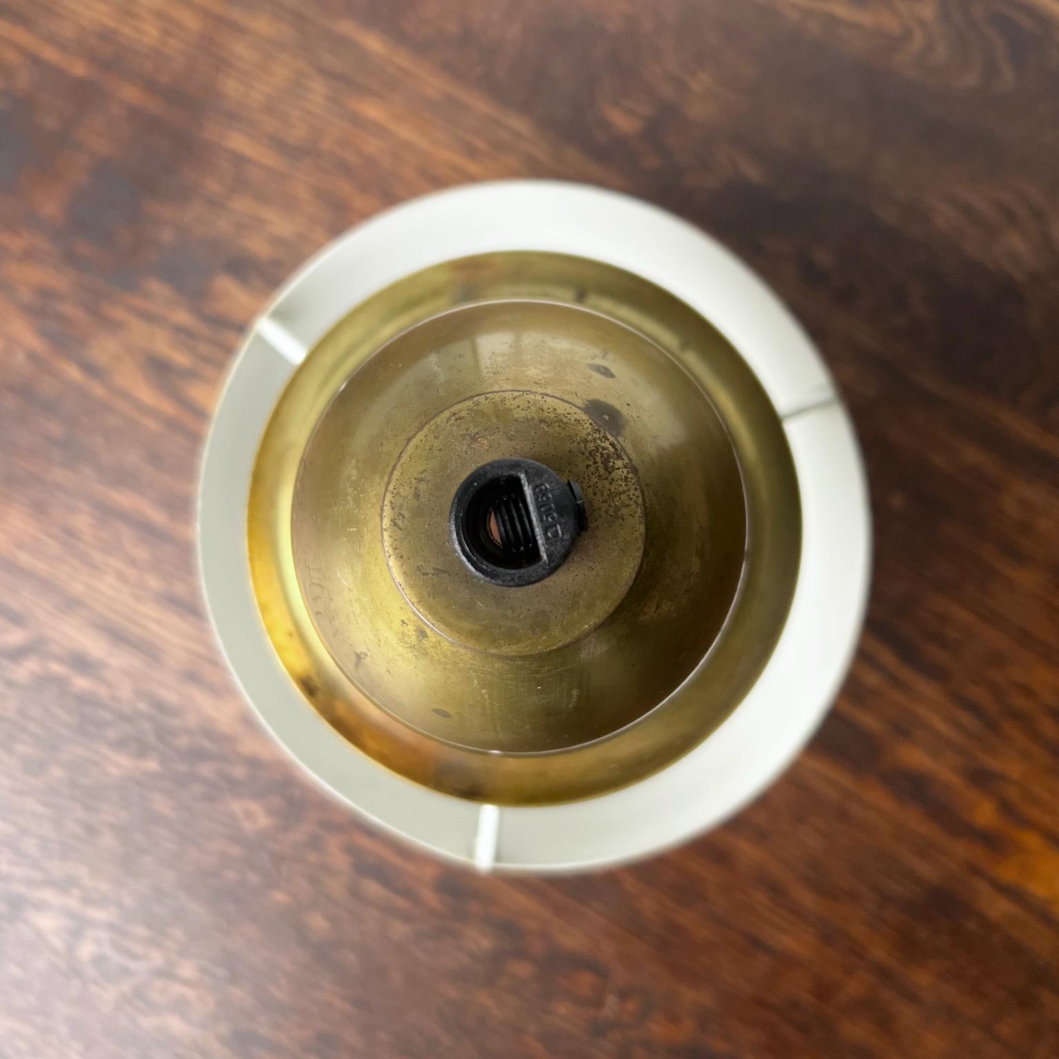 20ième siècle Lampe à suspension modèle T-21 de Bernadotte pour Bergboms, Suède en vente