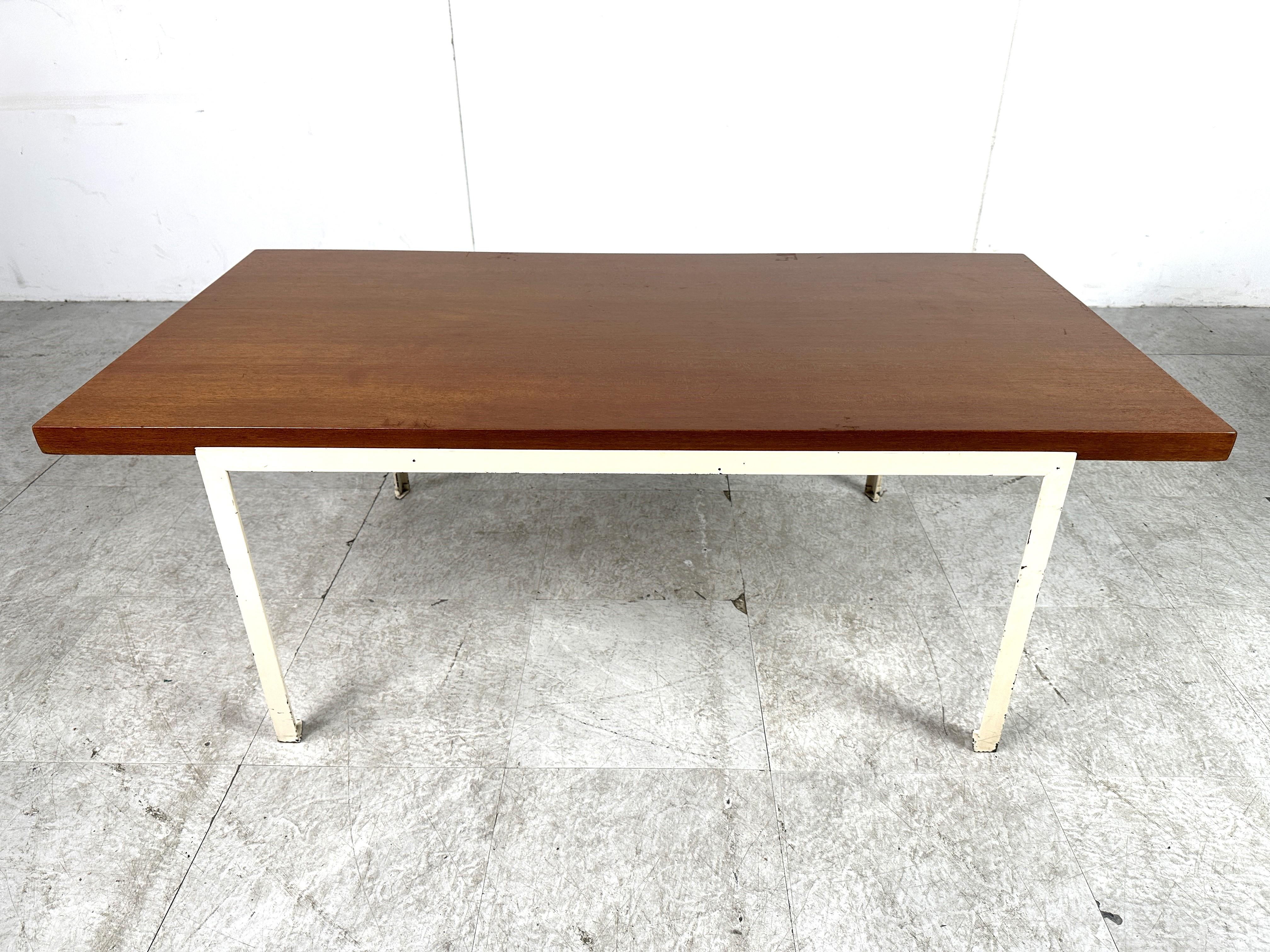 Model T Angle Coffee Table by Florence Knoll for Knoll International, 1960s 2