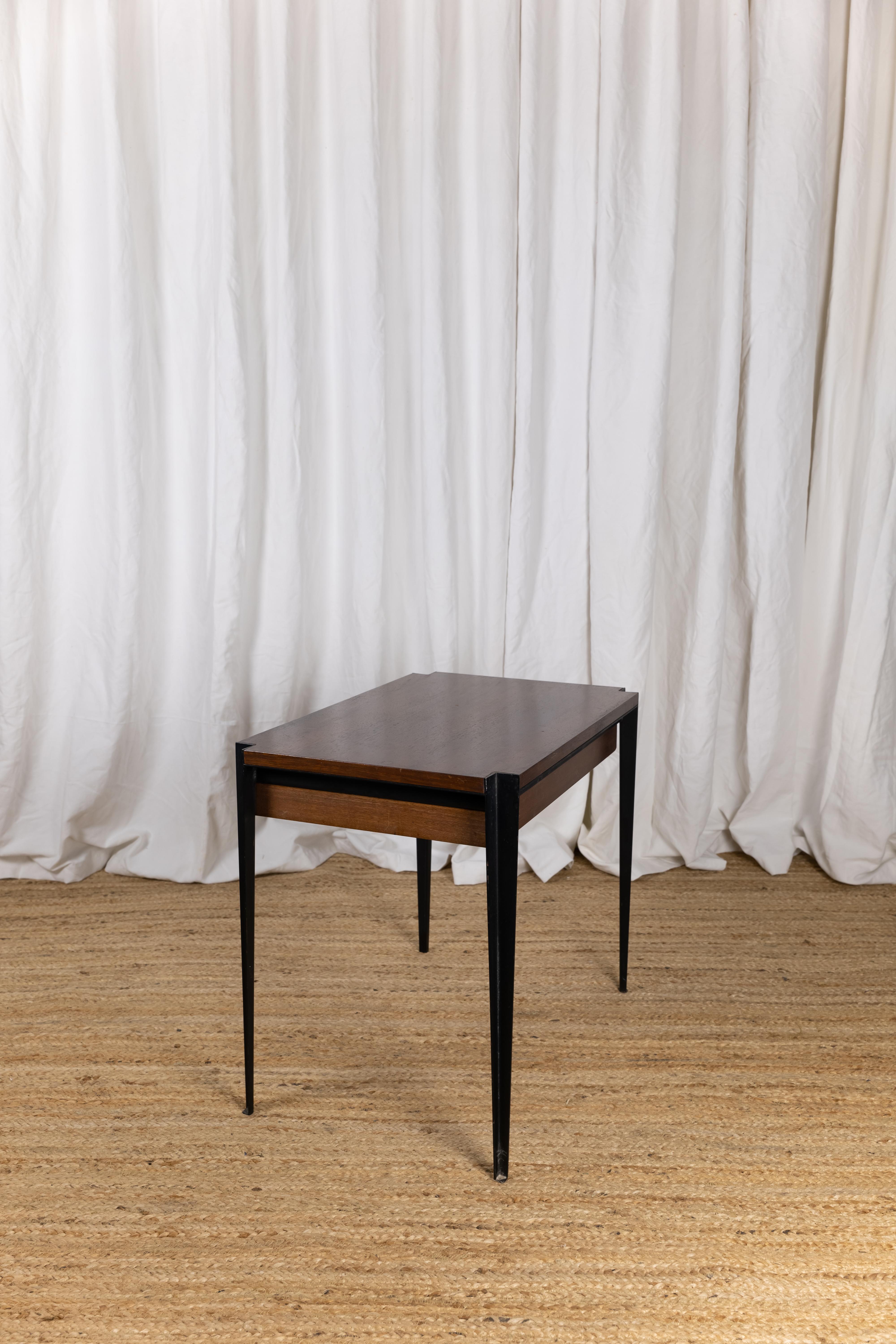 Model T61 Table by Osvaldo Borsani for Tecno, 1960s In Good Condition For Sale In London, GB