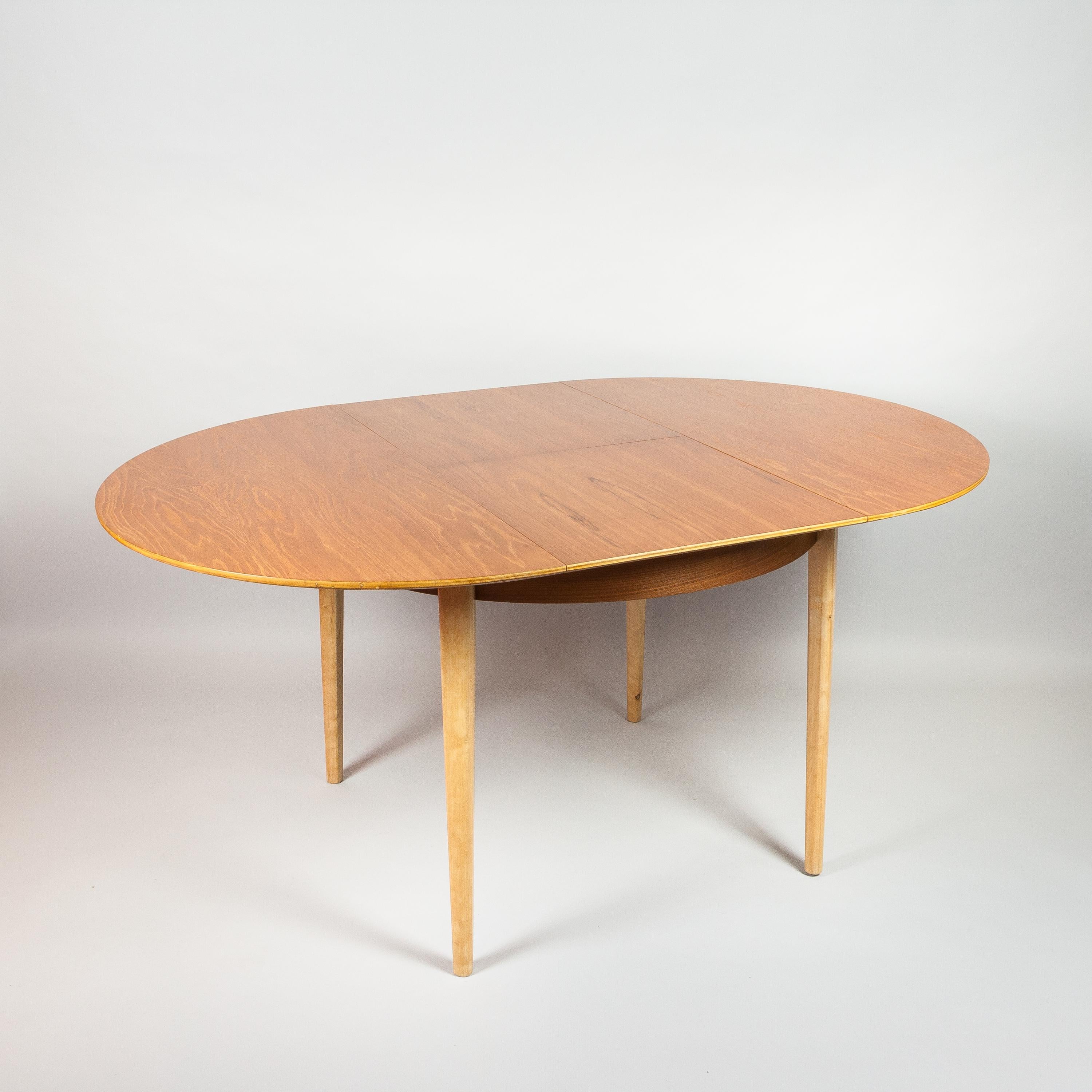 Dutch Model TB05 Teak and Maple Dining Table by Cees Braakman for Pastoe, 1950s