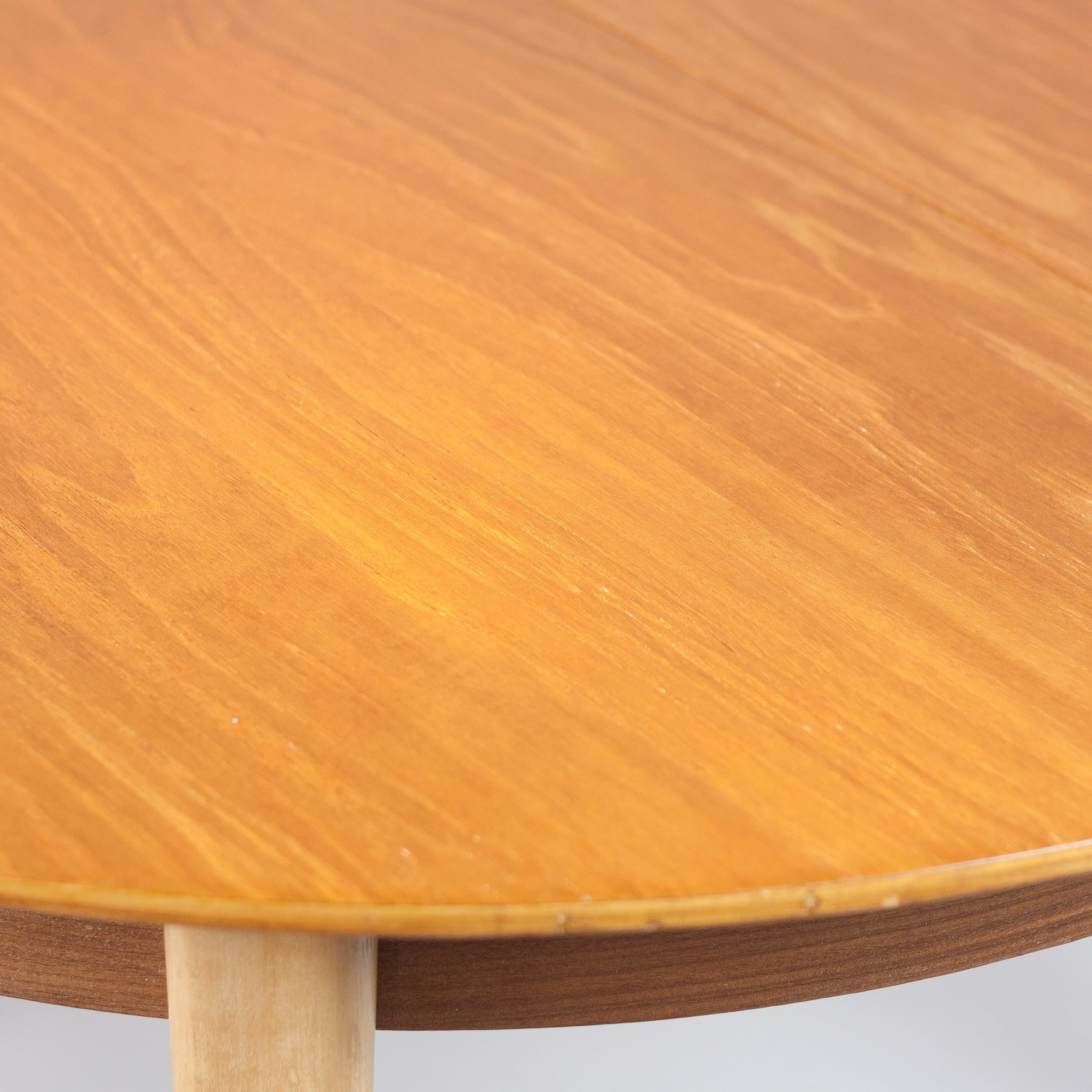 Model TB05 Teak and Maple Dining Table by Cees Braakman for Pastoe, 1950s 1