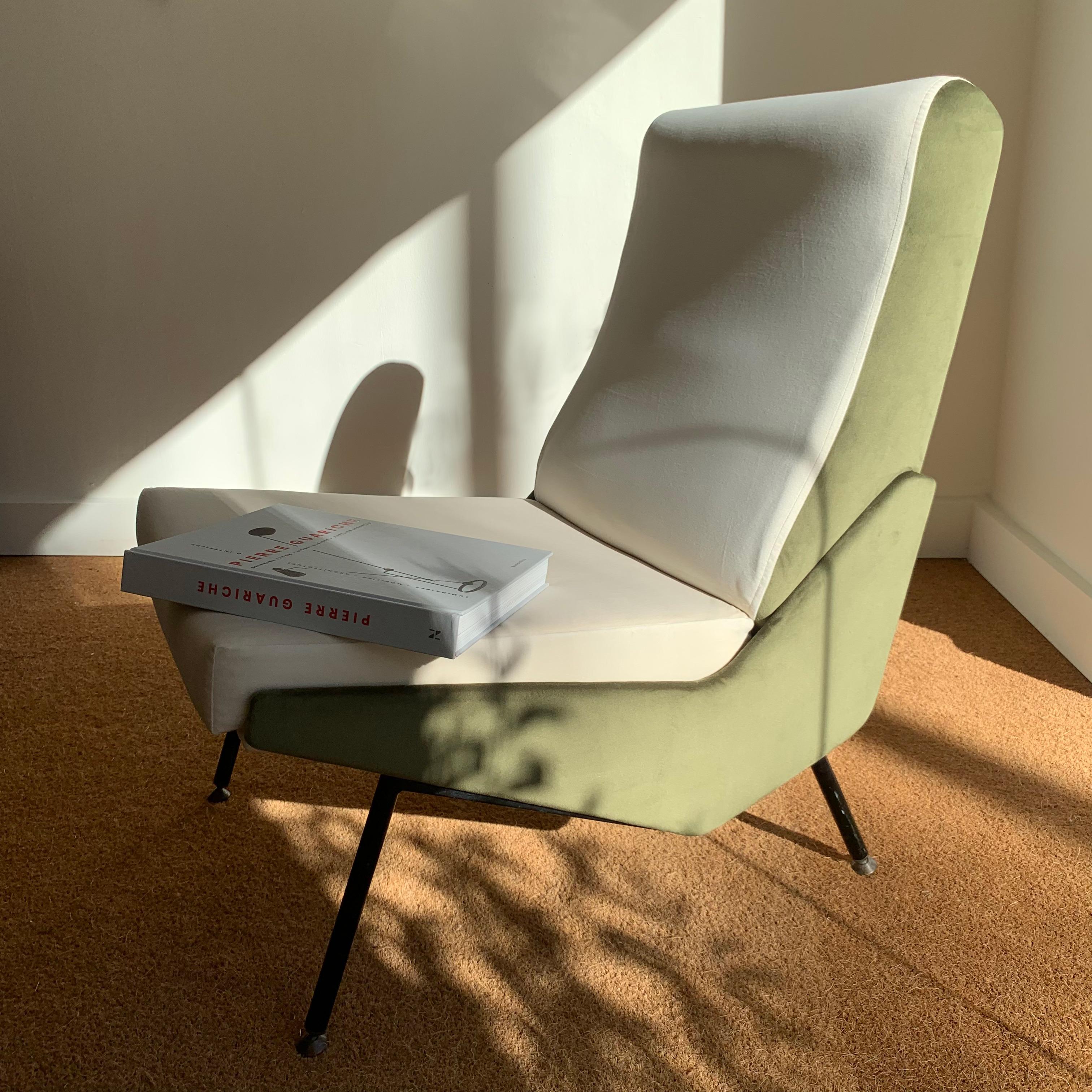 Modell: Troika-Loungesessel Modell von Pierre Guariche und Paul Geoffroy für Airborne (Französisch) im Angebot