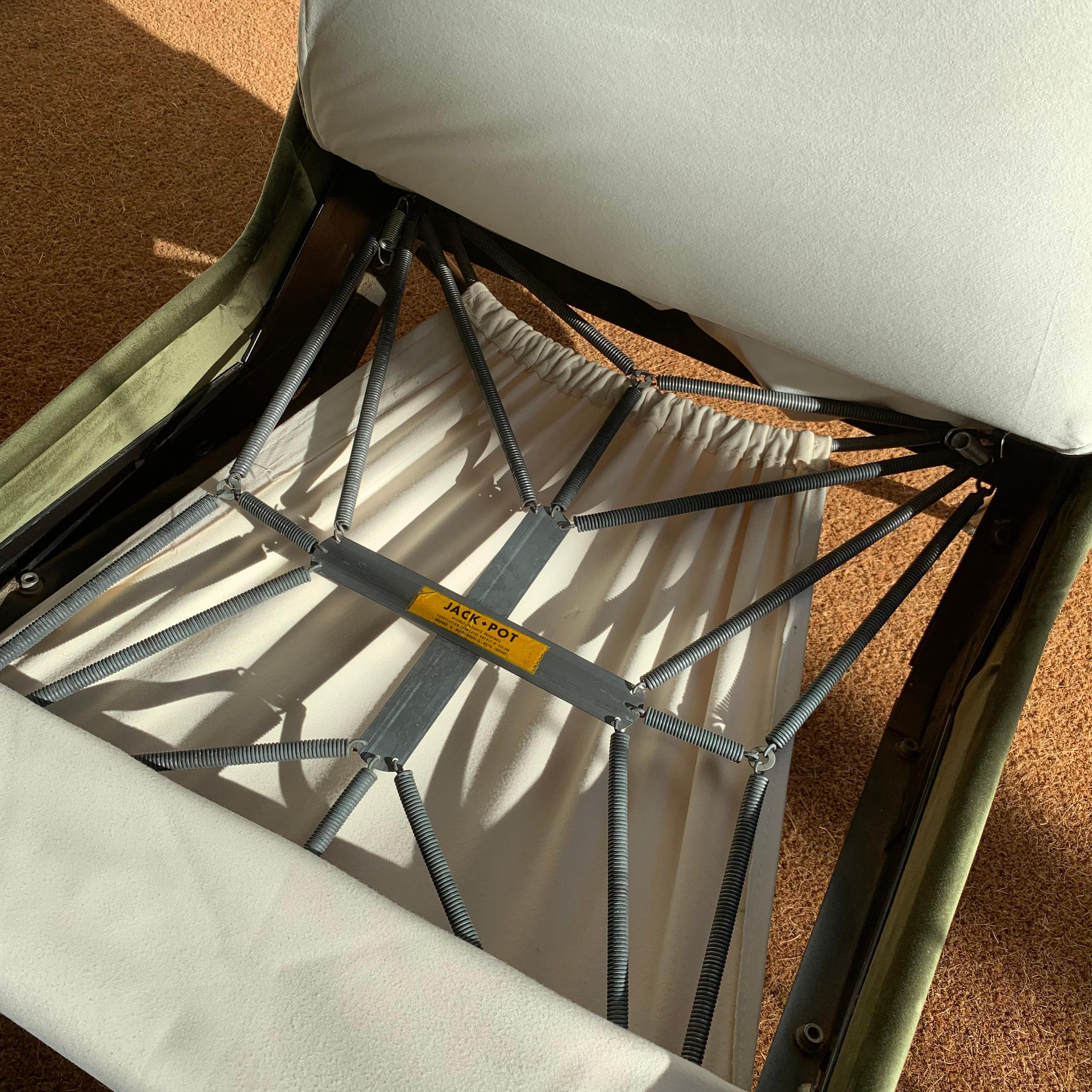 Modell: Troika-Loungesessel Modell von Pierre Guariche und Paul Geoffroy für Airborne im Angebot 2