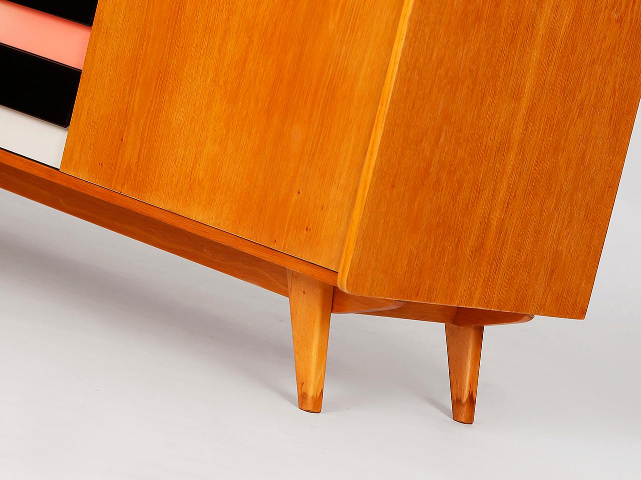 Model U-460 Sideboard by Jiri Jiroutek for Interier Praha, 1960s For Sale 3