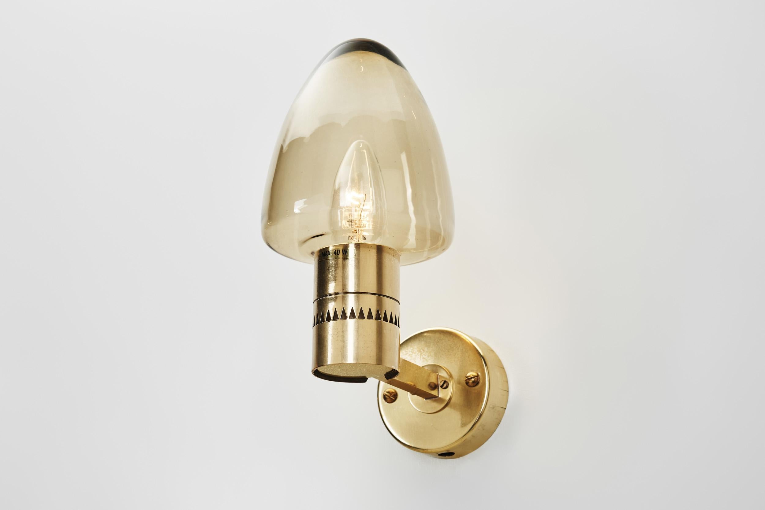 Lampe murale en laiton modèle V-220 de Hans-Agne Jakobsson, Suède, années 1960 en vente 7