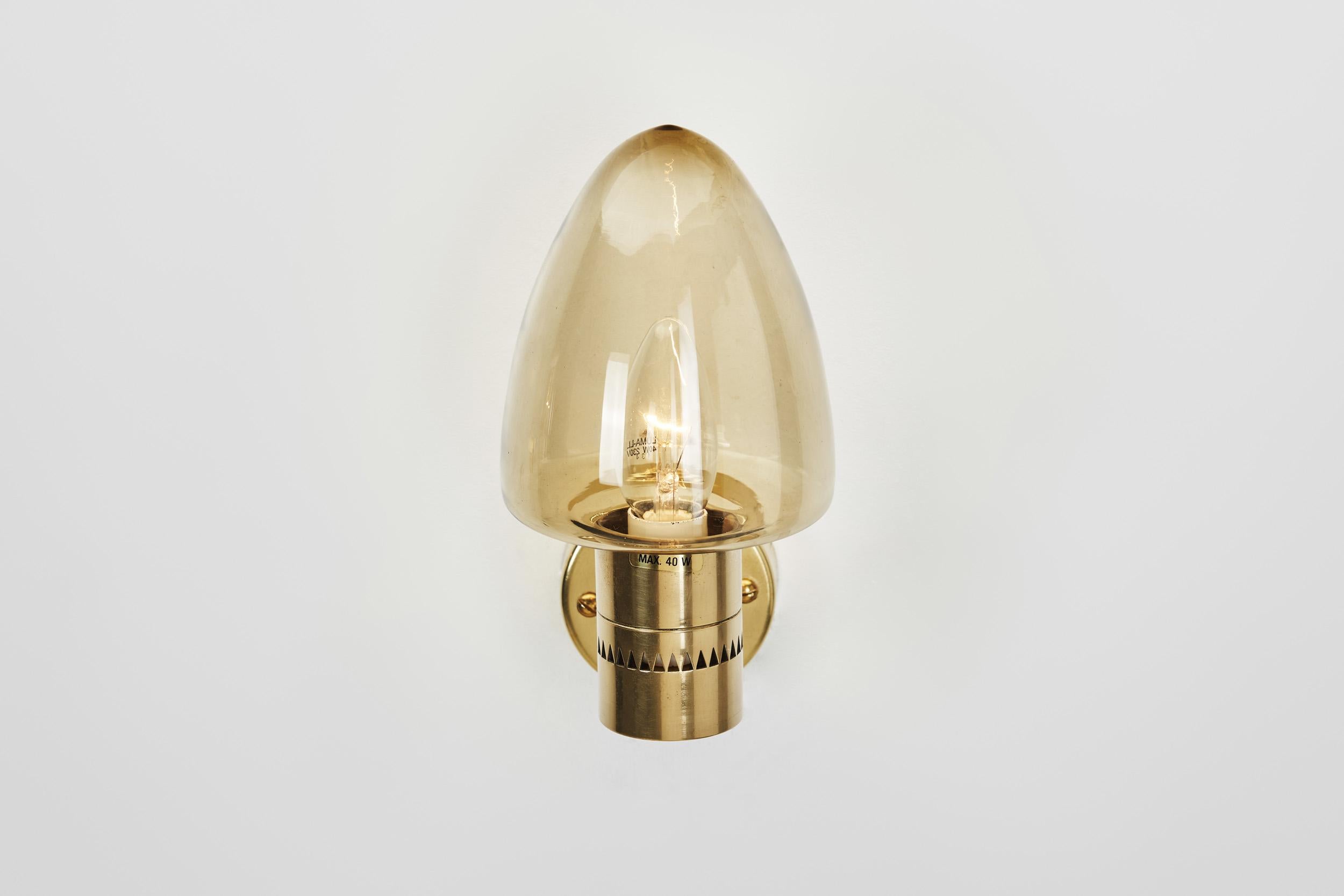 Lampe murale en laiton modèle V-220 de Hans-Agne Jakobsson, Suède, années 1960 en vente 1