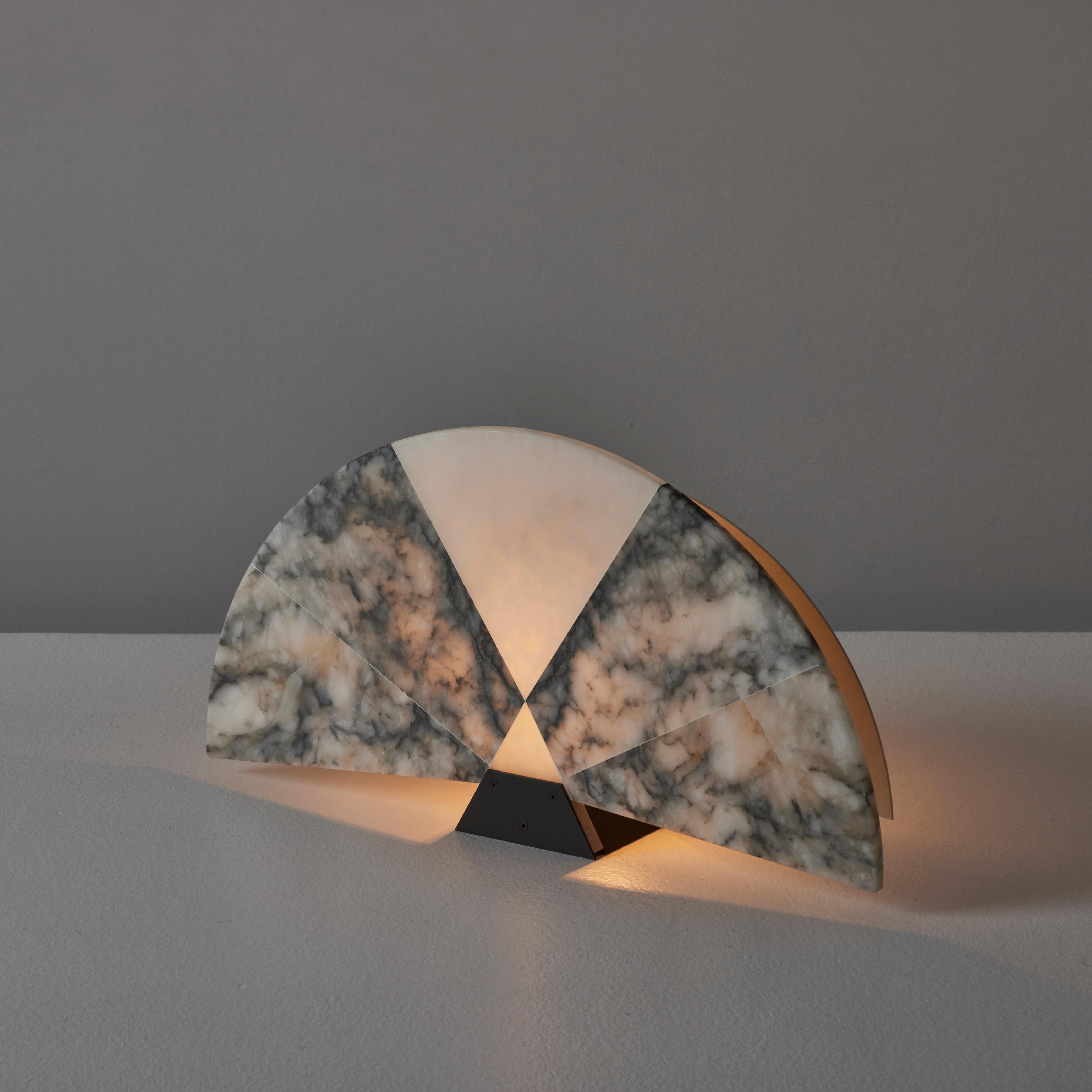 Model V584 'Ventaglio' Table Lamp by Angelo Mangiarotti for Skipper In Good Condition In Los Angeles, CA