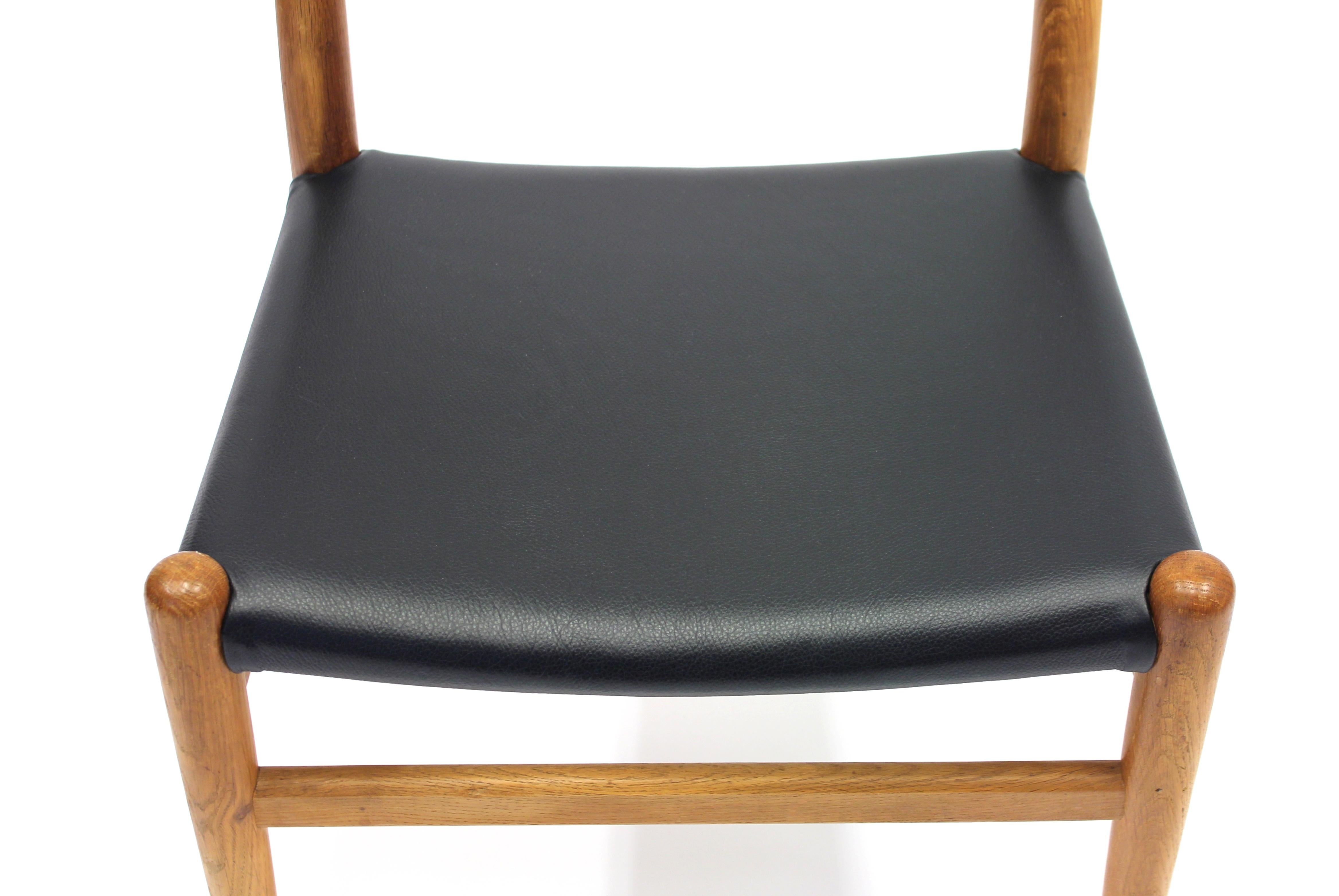 Model W2 Chair by Hans J. Wegner for C.M. Madsen, 1960s In Good Condition In Uppsala, SE