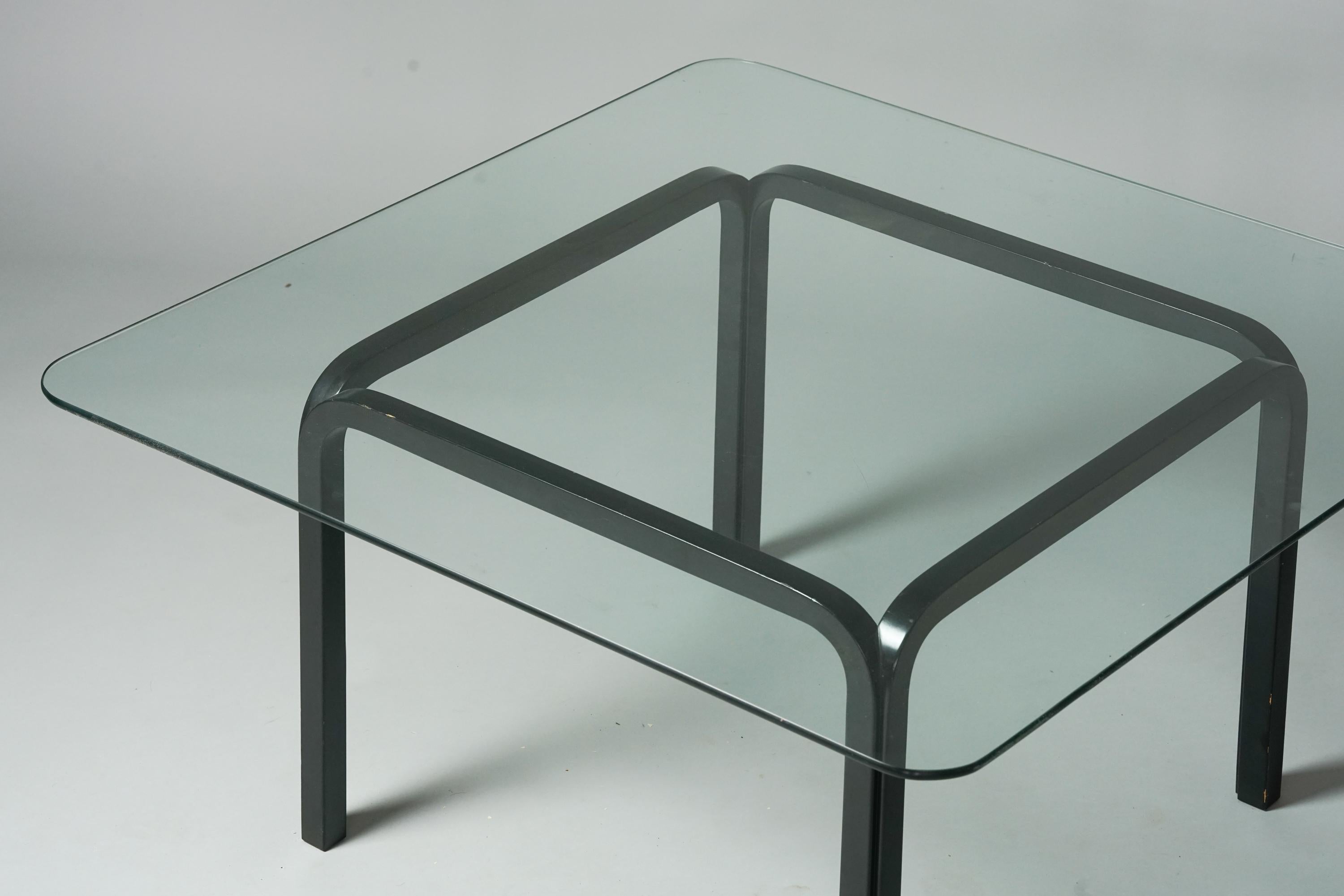 Scandinavian Modern Model Y805B Glass Coffee Table, Alvar Aalto, Artek, 1970s For Sale