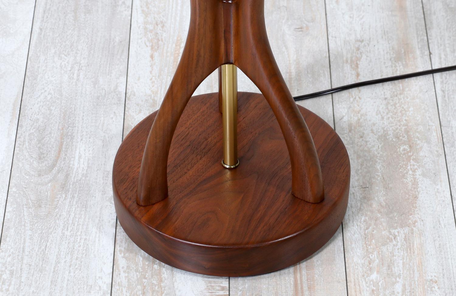 Expertly Restored - Modeline of California Sculpted Walnut & Brass Floor Lamp 4