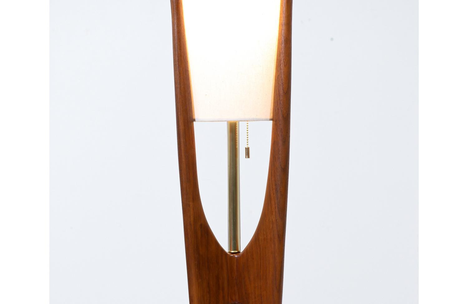 Expertly Restored - Modeline of California Sculpted Walnut & Brass Floor Lamp 1