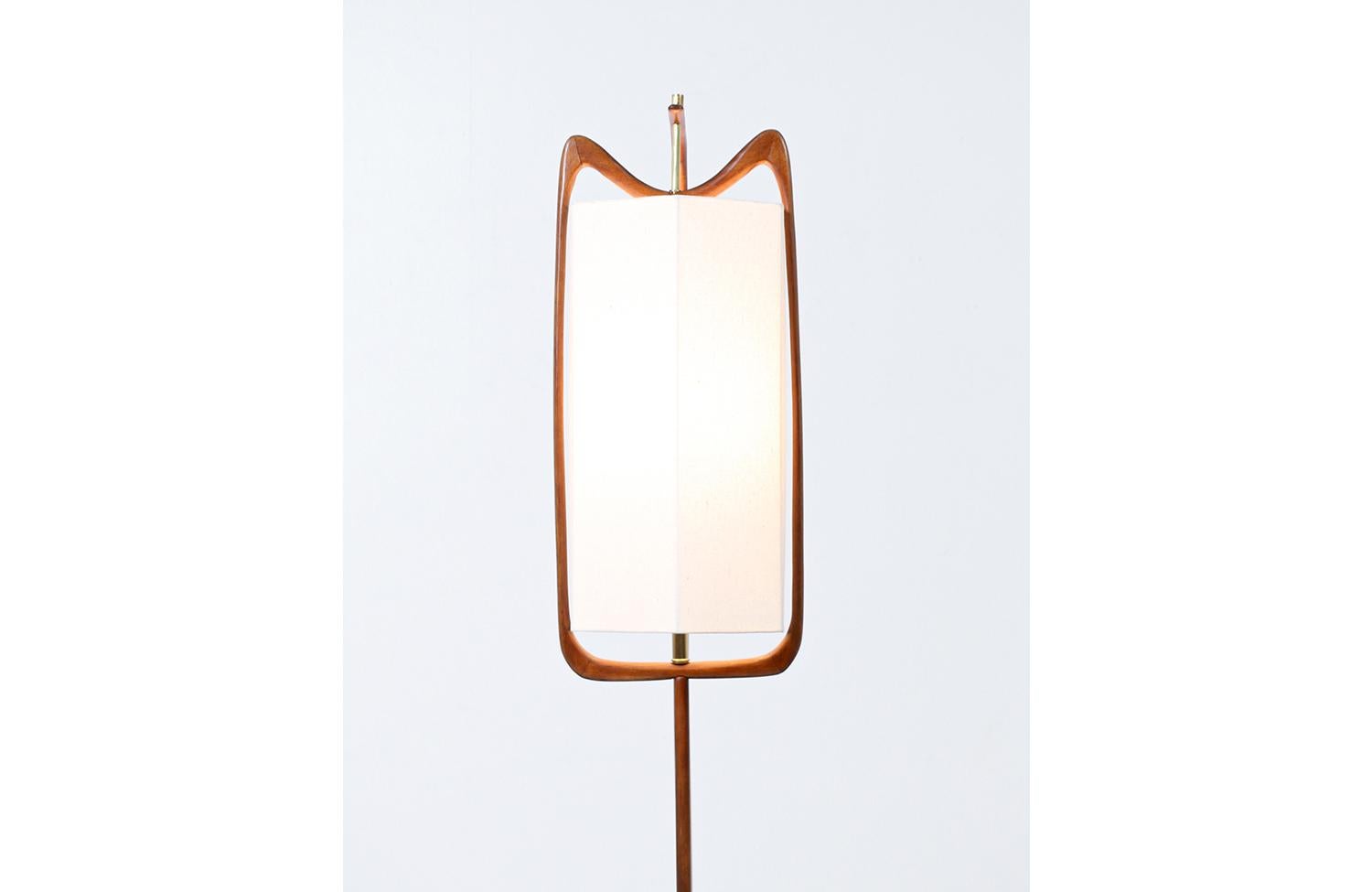 Mid-Century Modern Modeline of California Sculpted Walnut Lamp with New Linen Shade