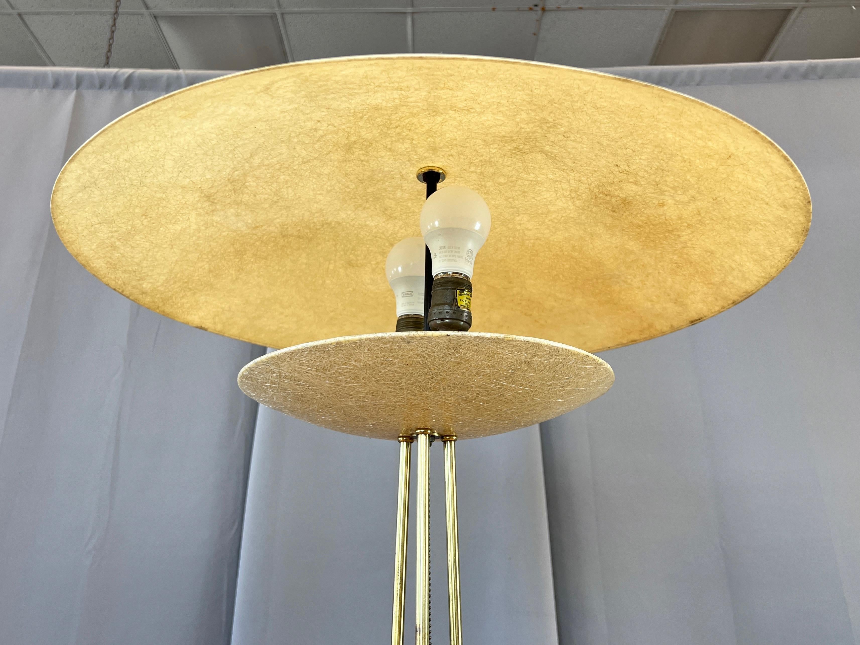 Modeline Tripod Floor Lamp with Fiberglass Saucer Shades, Brass, and Wood, 1950s 7