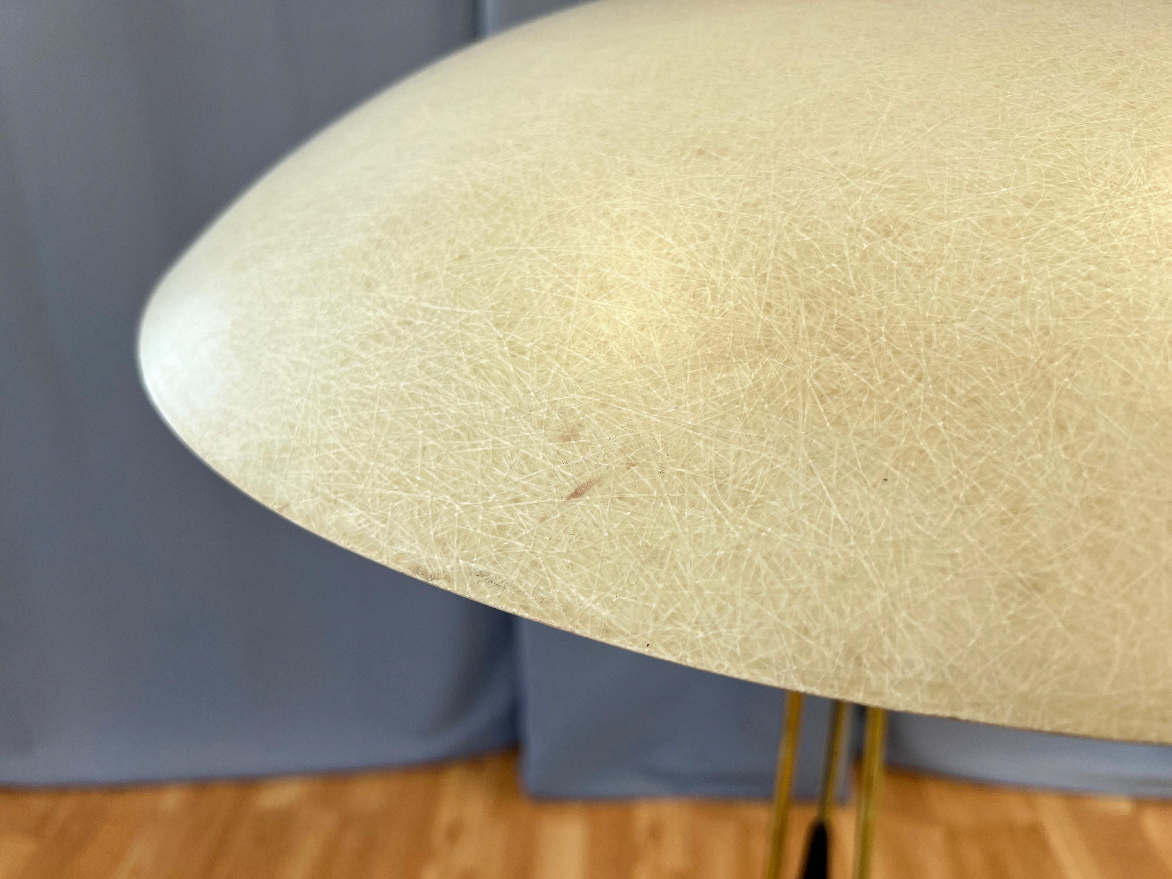 Modeline Tripod Floor Lamp with Fiberglass Saucer Shades, Brass, and Wood, 1950s 12
