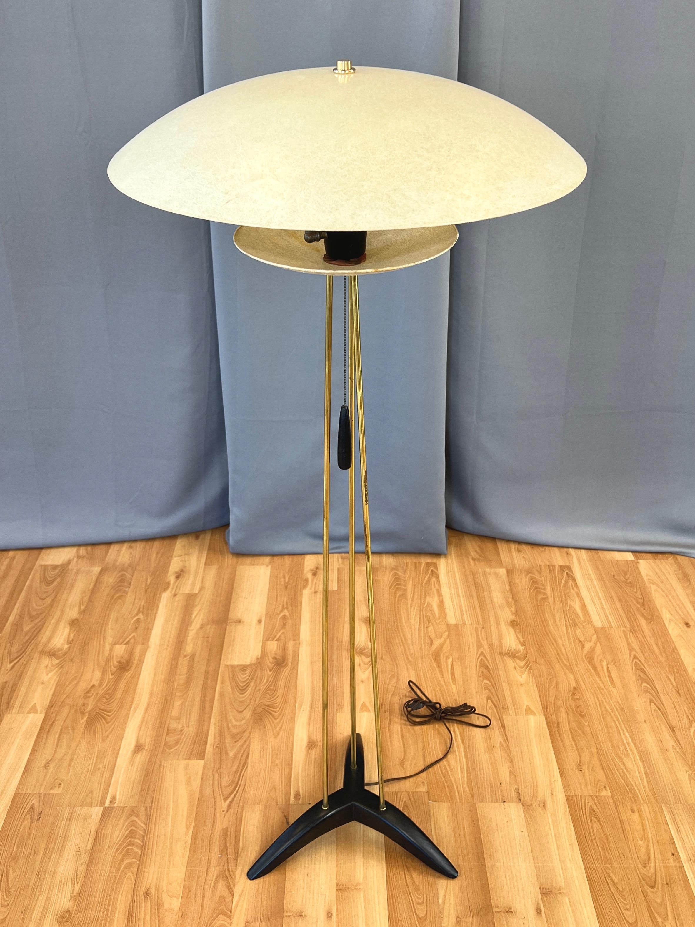 Mid-Century Modern Modeline Tripod Floor Lamp with Fiberglass Saucer Shades, Brass, and Wood, 1950s
