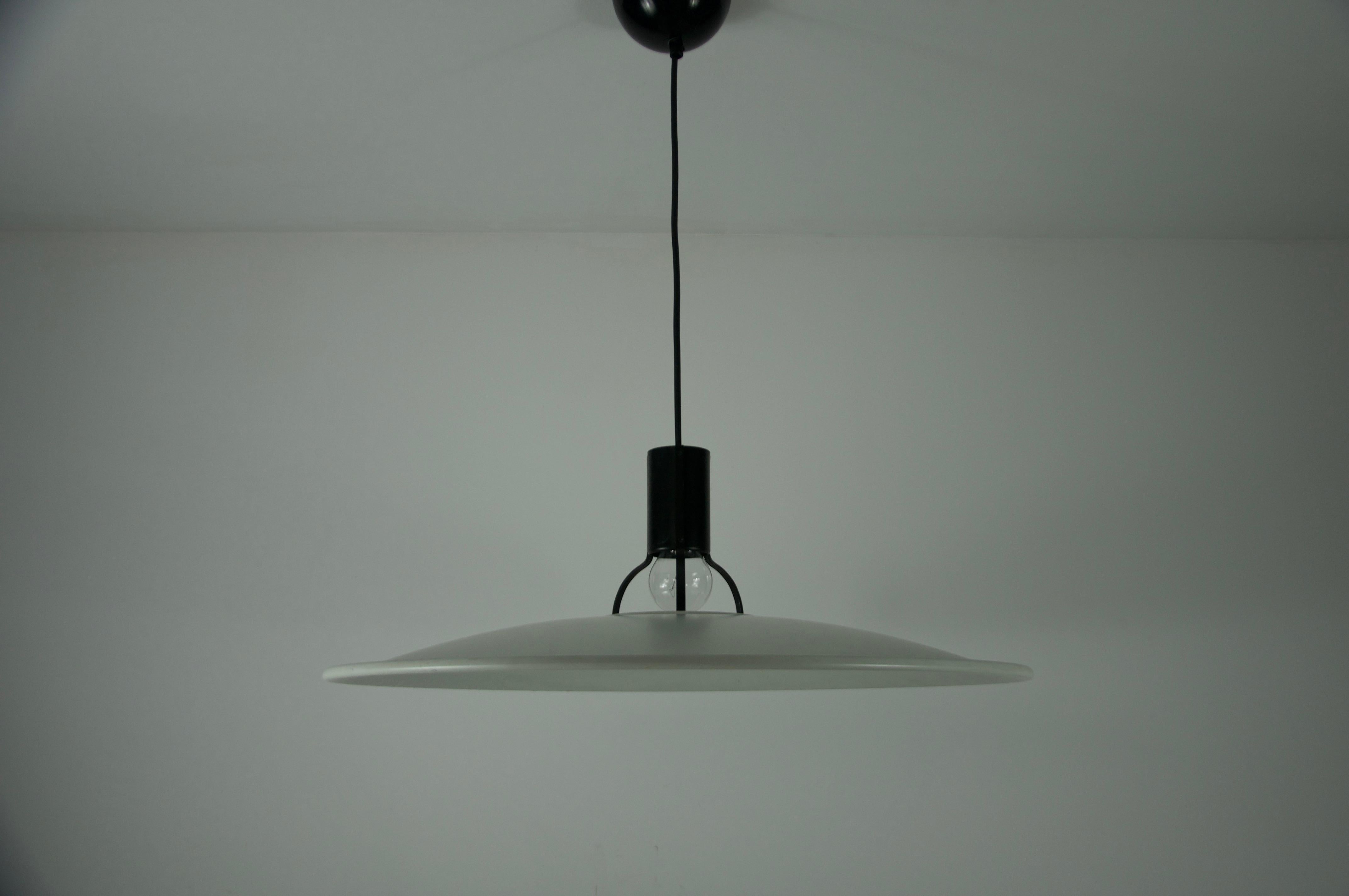 Modell 2133 Ceiling Lamp by Gino Sarfatti for Arteluce, 1972 In Good Condition For Sale In Hagenbach, DE