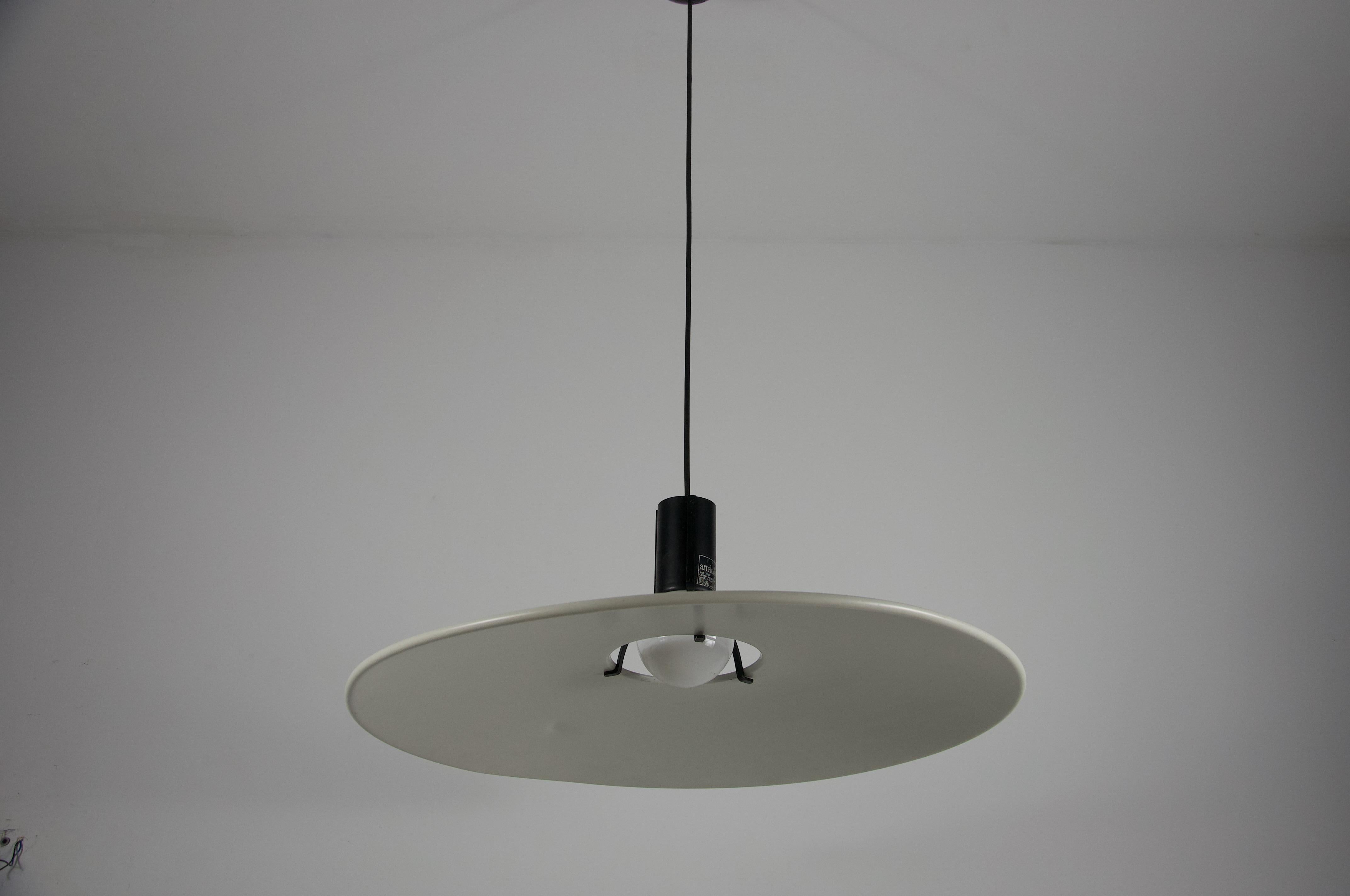 Late 20th Century Modell 2133 Ceiling Lamp by Gino Sarfatti for Arteluce, 1972 For Sale