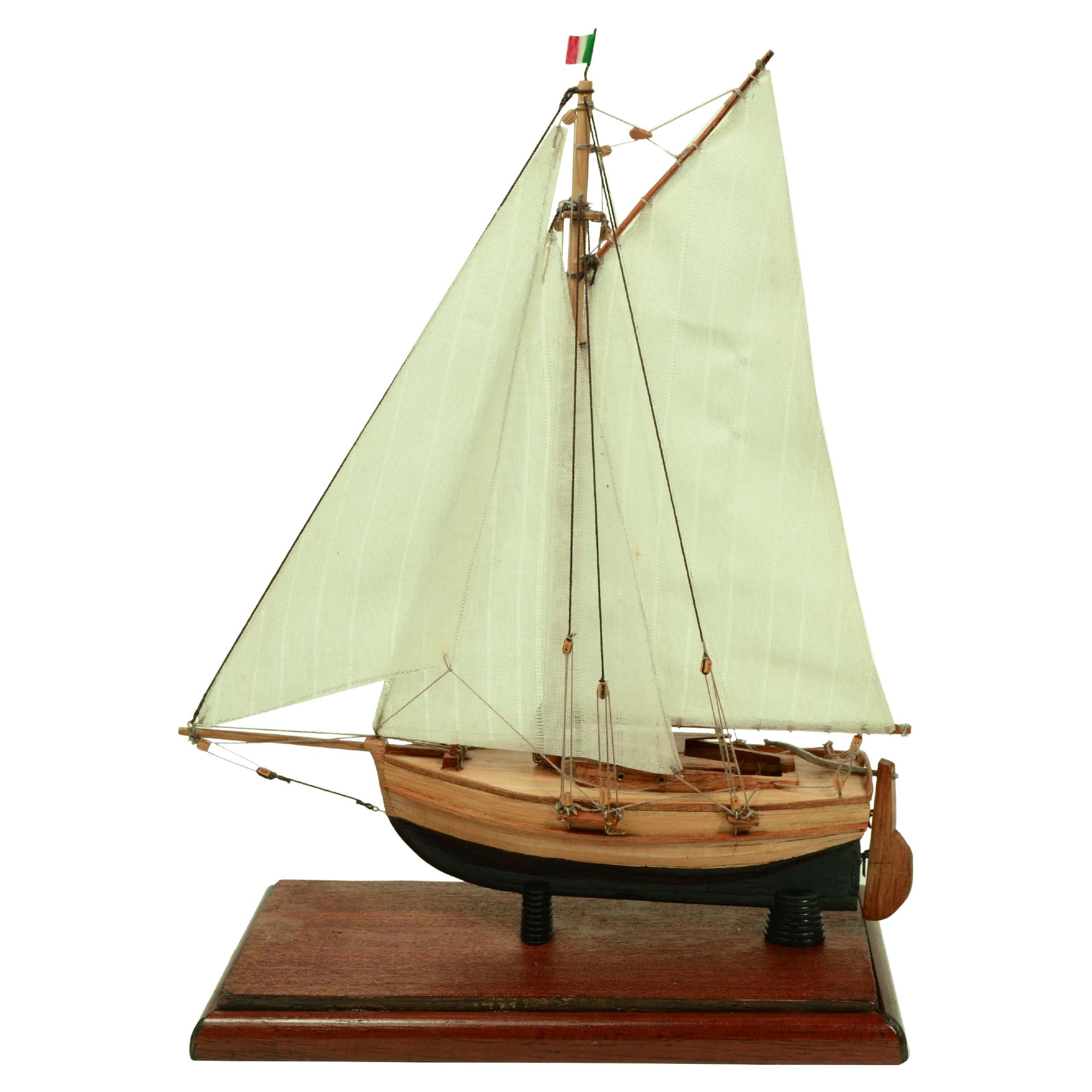 Modellino del Cutter Aurico Sorella del 1858 restaurato nel 1990 da Sciarelli For Sale