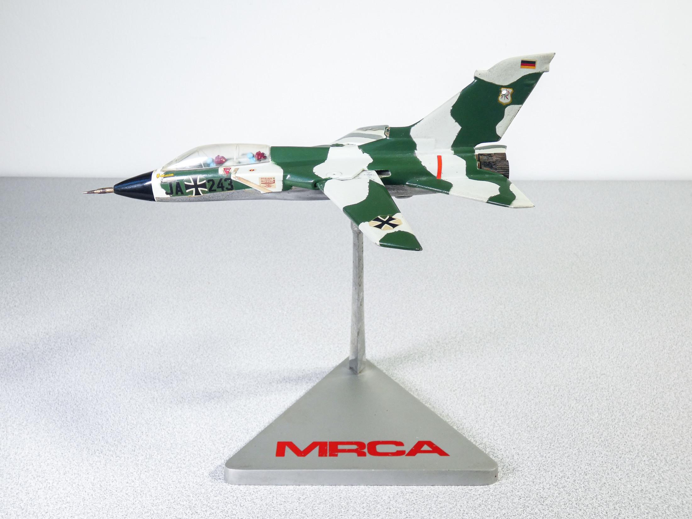 Late 20th Century Aluminum model of warplane, Panavia Tornado. Anni 80 For Sale