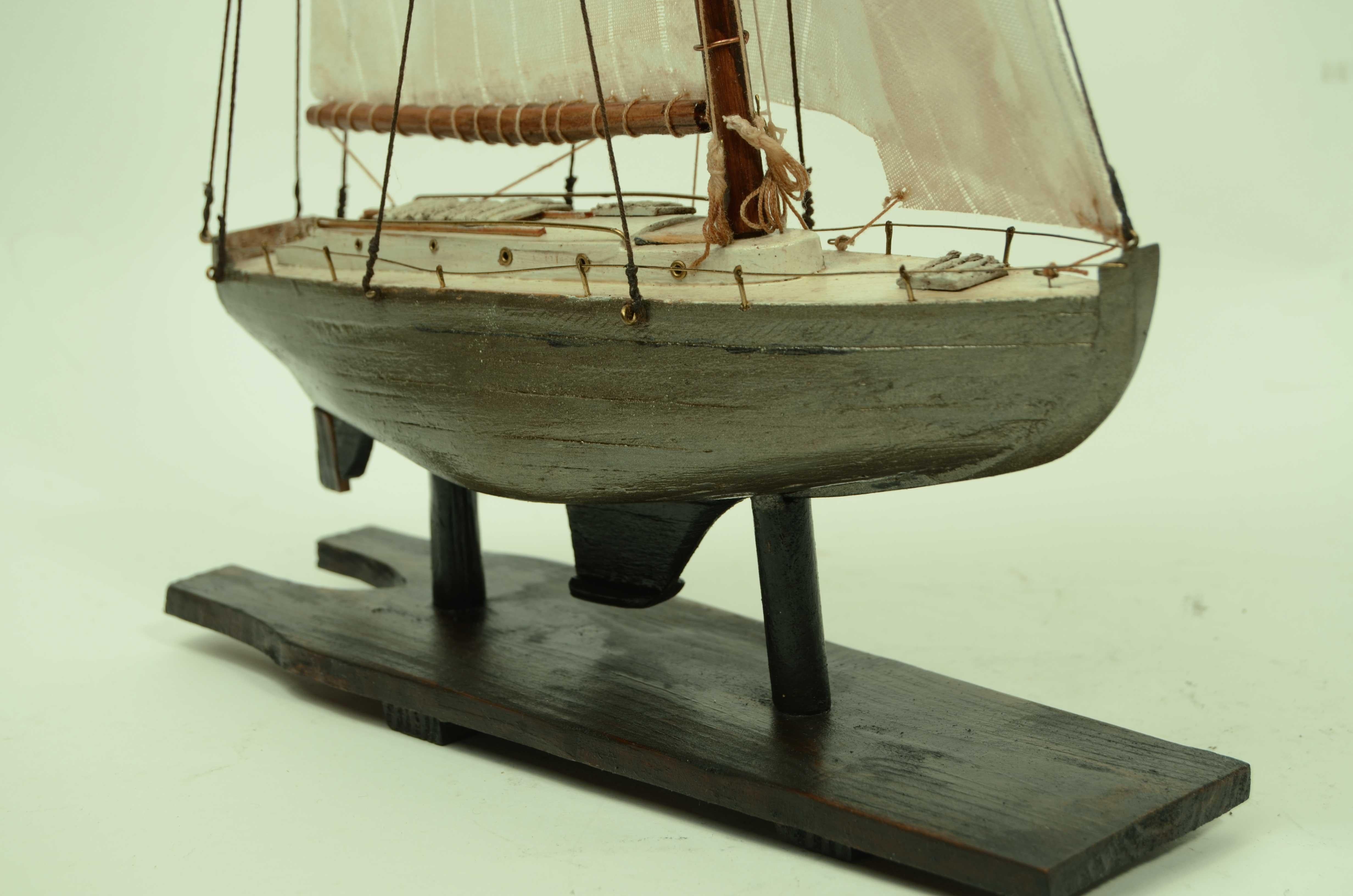 Modèle à l'échelle du Cutter Namar de Carlo Sciarelli réalisé dans les années 70 en vente 8