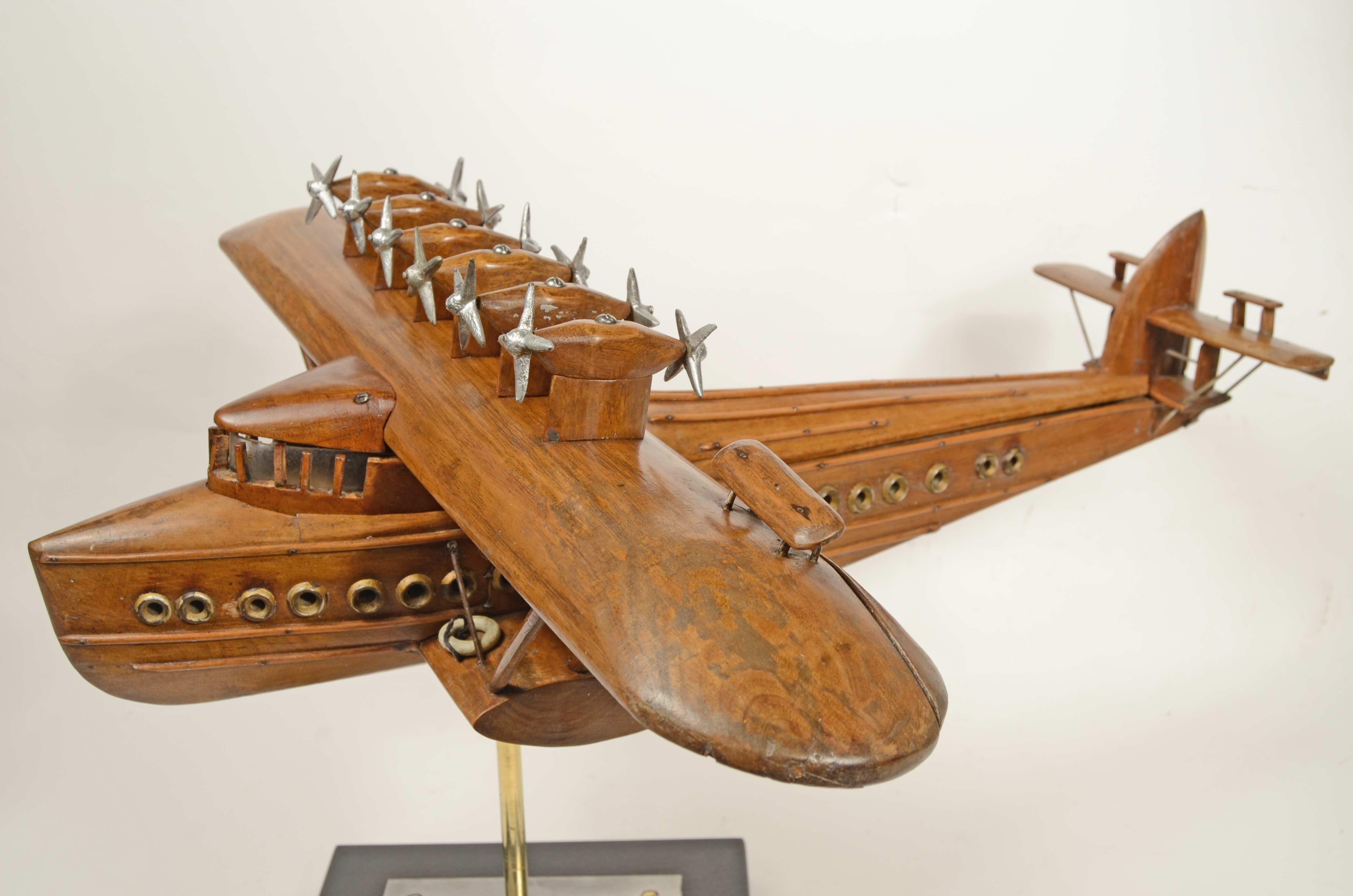 Modellino in scala dell’ idrovolante Dornier Do X   I- REDI “Umberto Maddalena