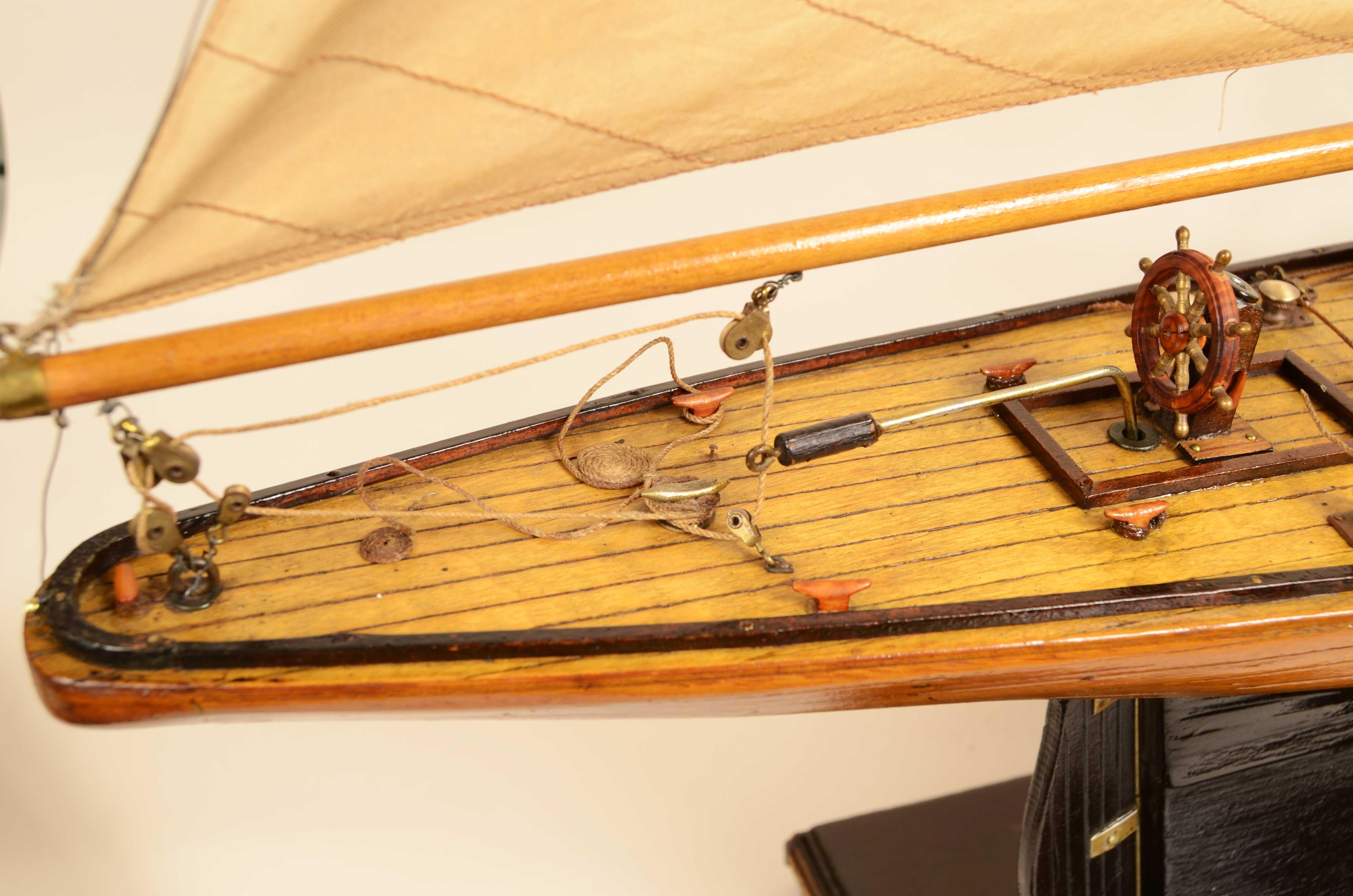 English scale model of recreational sloop with mainsail mast and jib  1930 For Sale 12