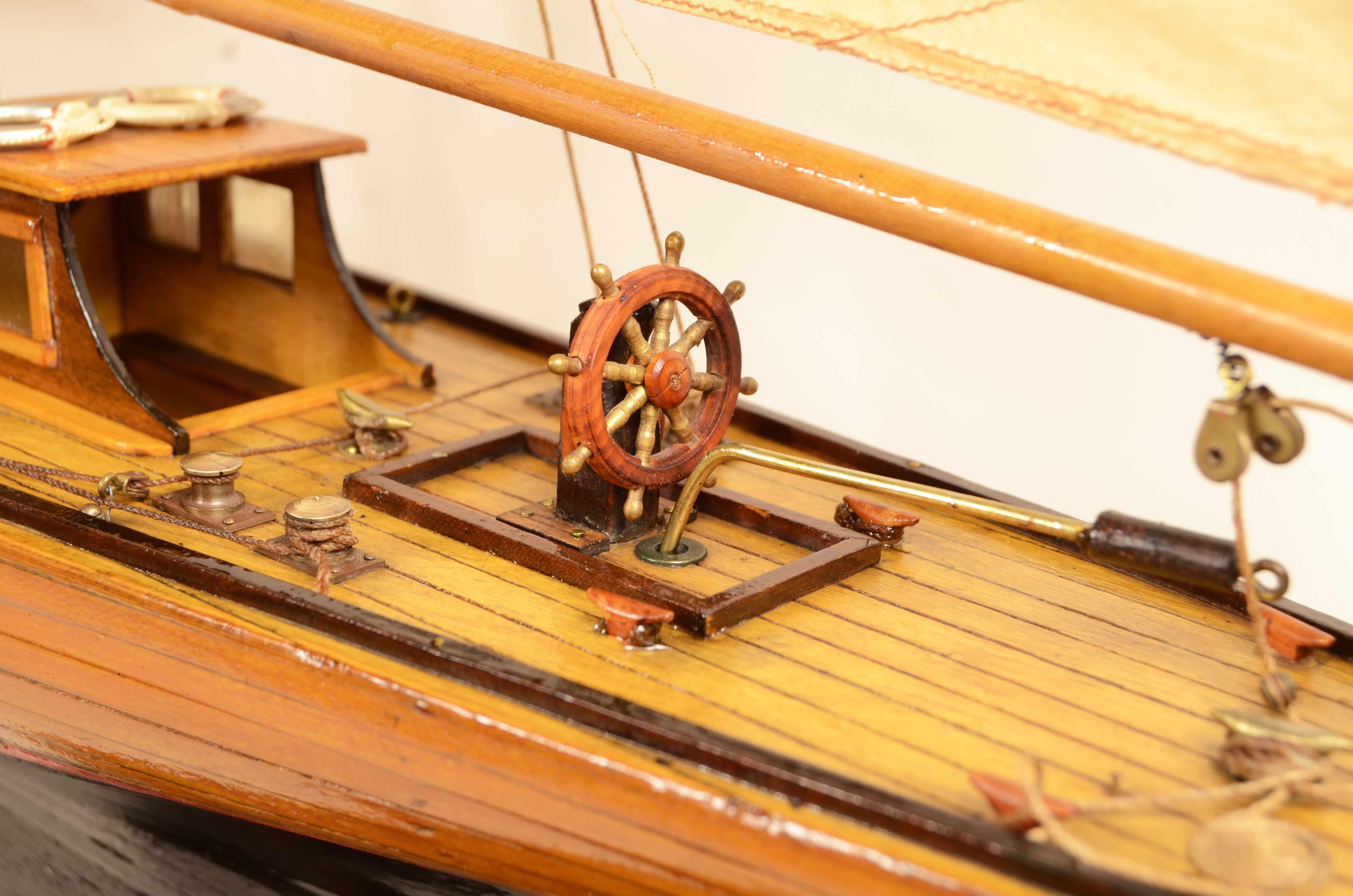 English scale model of recreational sloop with mainsail mast and jib  1930 For Sale 3
