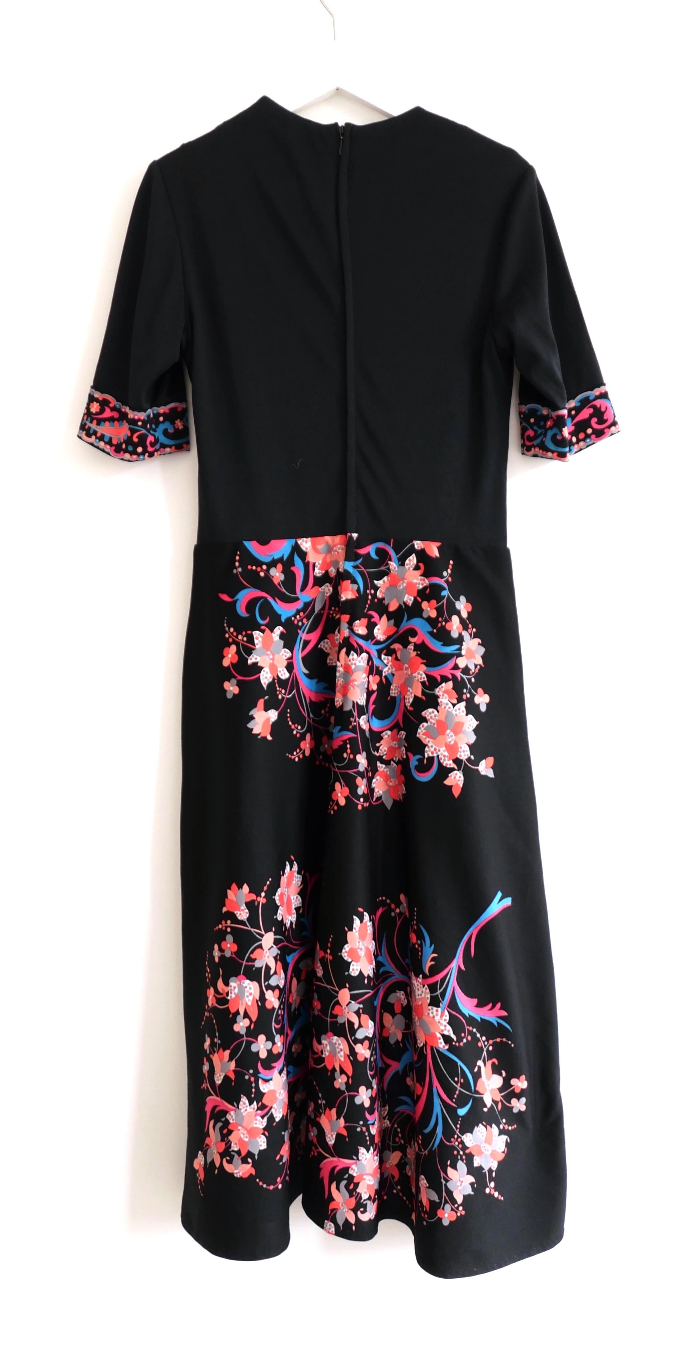 Modelly Vintage 1970s Rococo Floral Print A-Line Skirt Midi Dress In Excellent Condition For Sale In London, GB