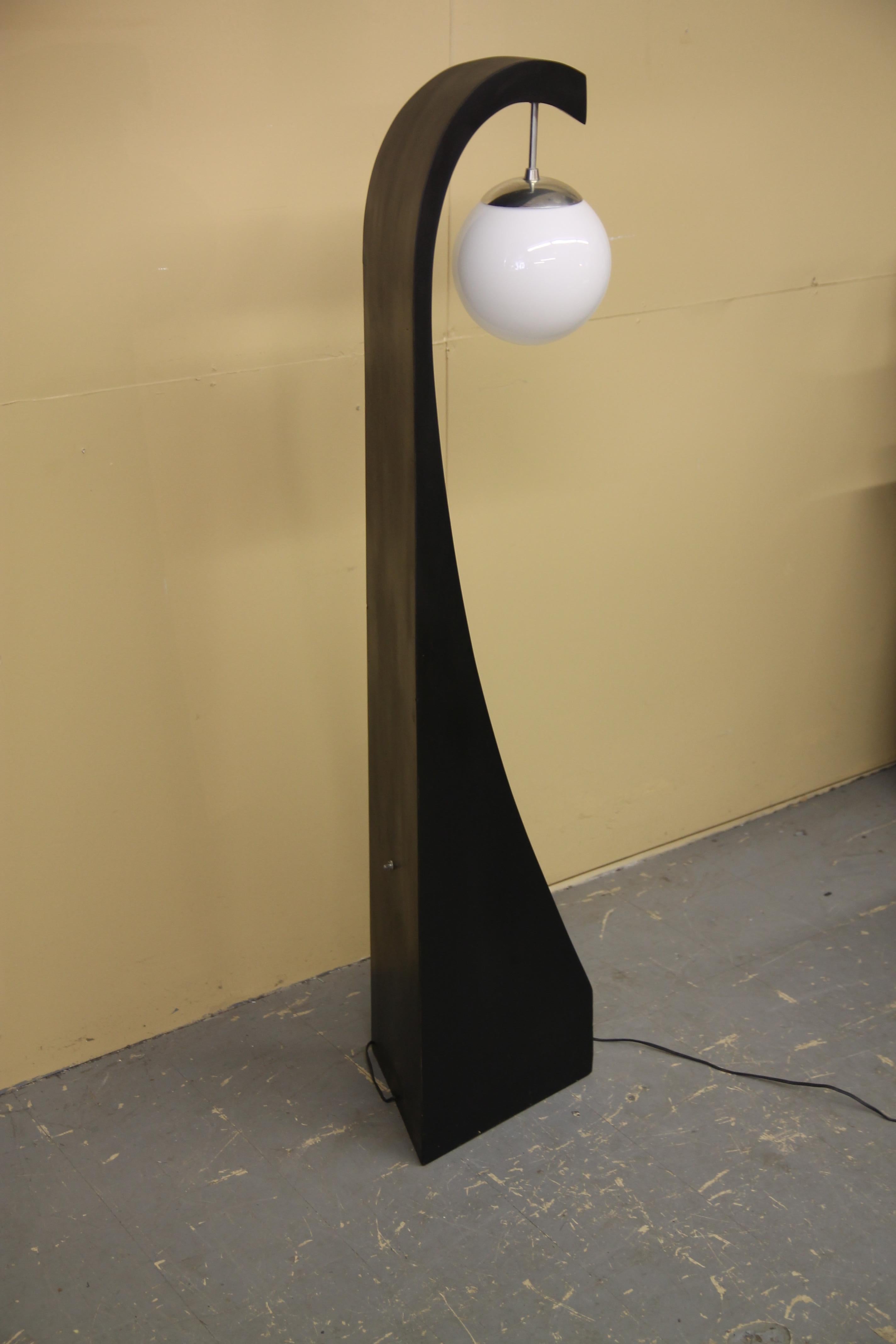 Modeline Floor Lamp In Good Condition In Asbury Park, NJ