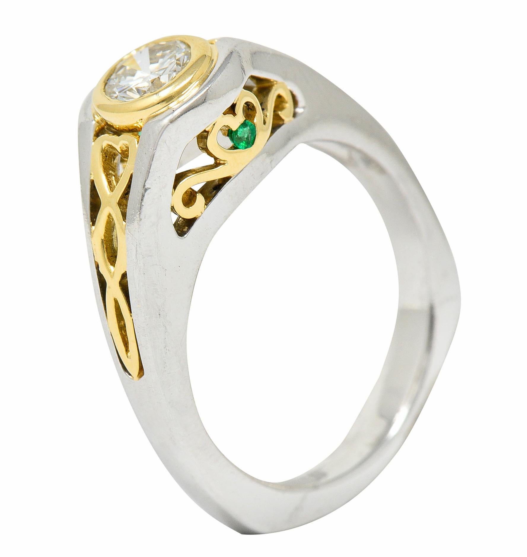 Modern 0.54 Diamond Emerald Platinum 18 Karat Gold Engagement Ring For Sale 5