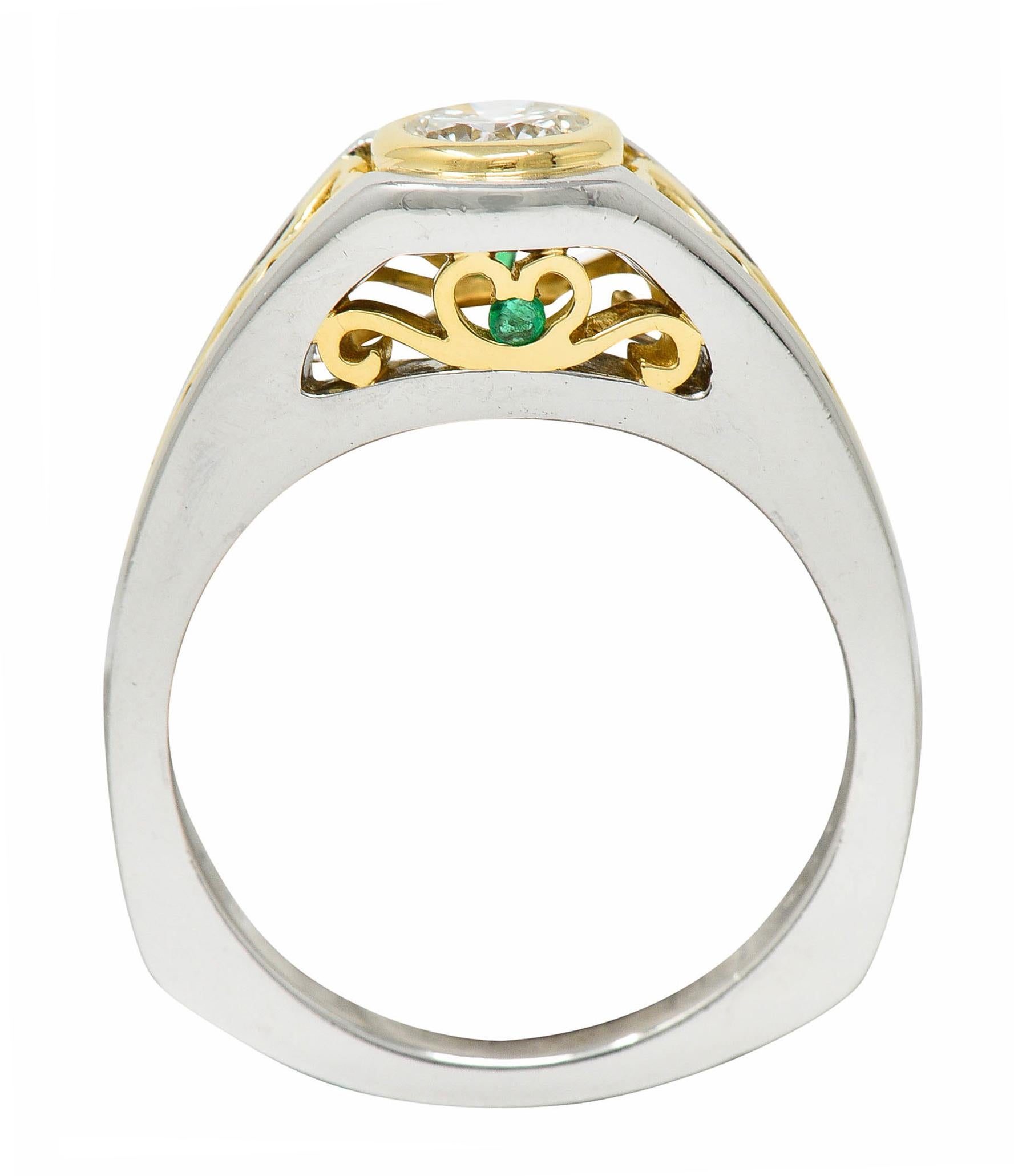 Modern 0.54 Diamond Emerald Platinum 18 Karat Gold Engagement Ring For Sale 2