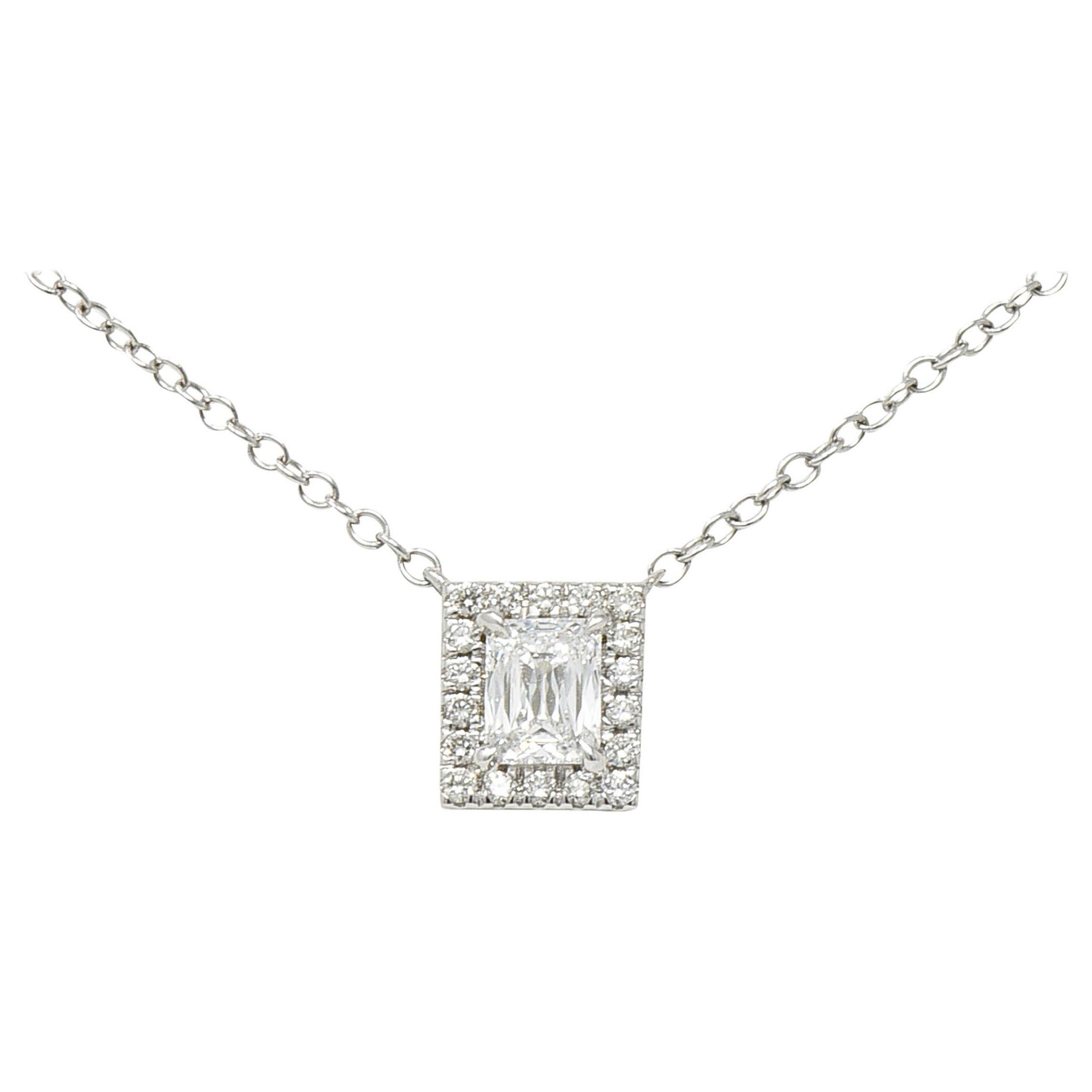 Moderne Halskette mit 0,70 Karat Diamant im Crisscut-Schliff aus Platin