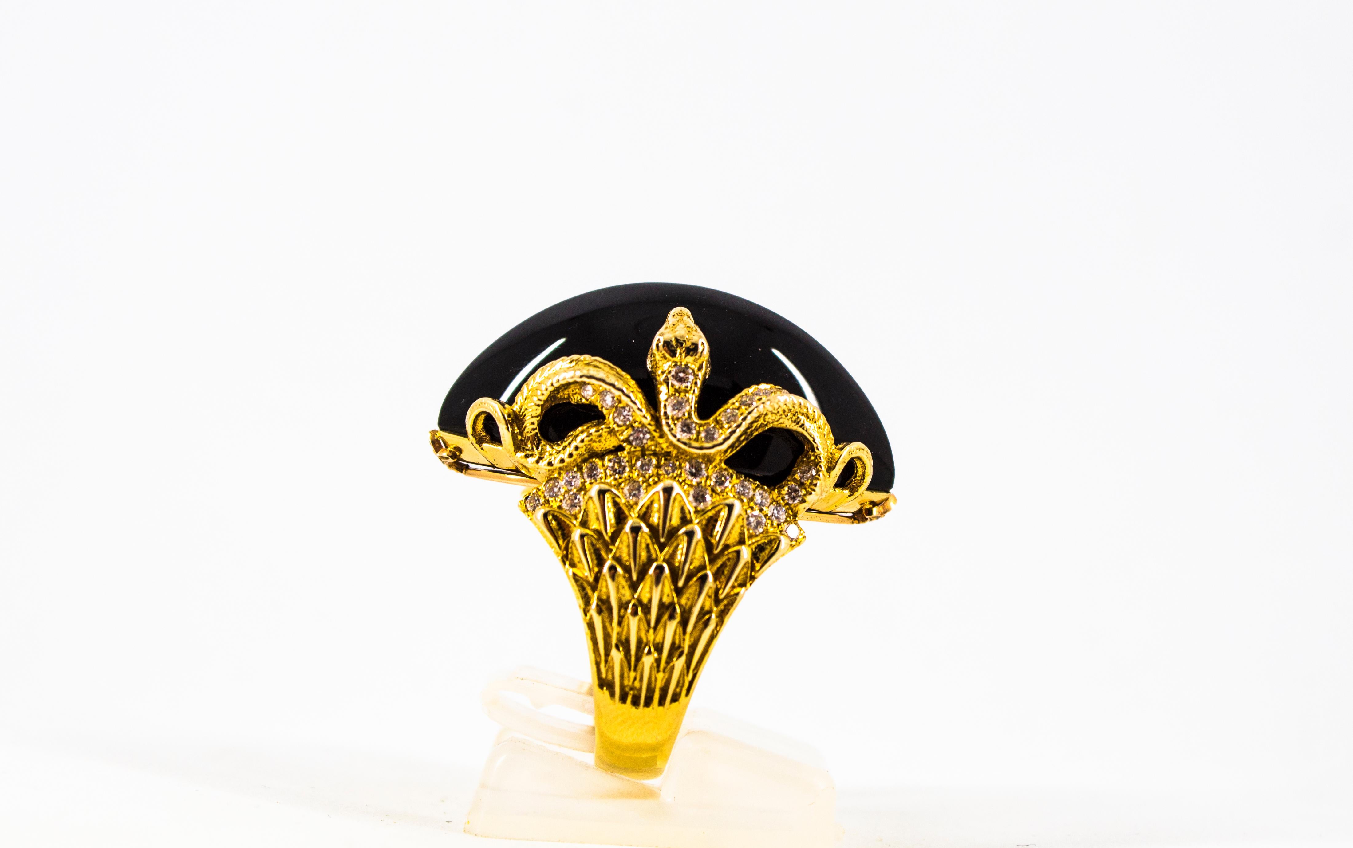 Modern 0.76 Carat White Diamond 36.25 Carat Onyx Yellow Gold Cocktail Snake Ring For Sale 3