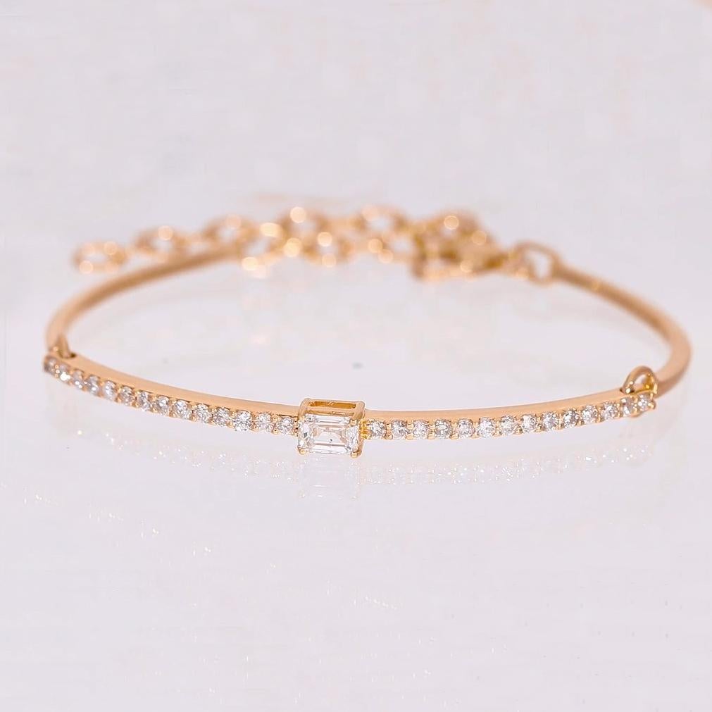 Bracelet moderne en or jaune 14 carats, 0,77 carat Emerald Cut SI/H Diamond en vente 2